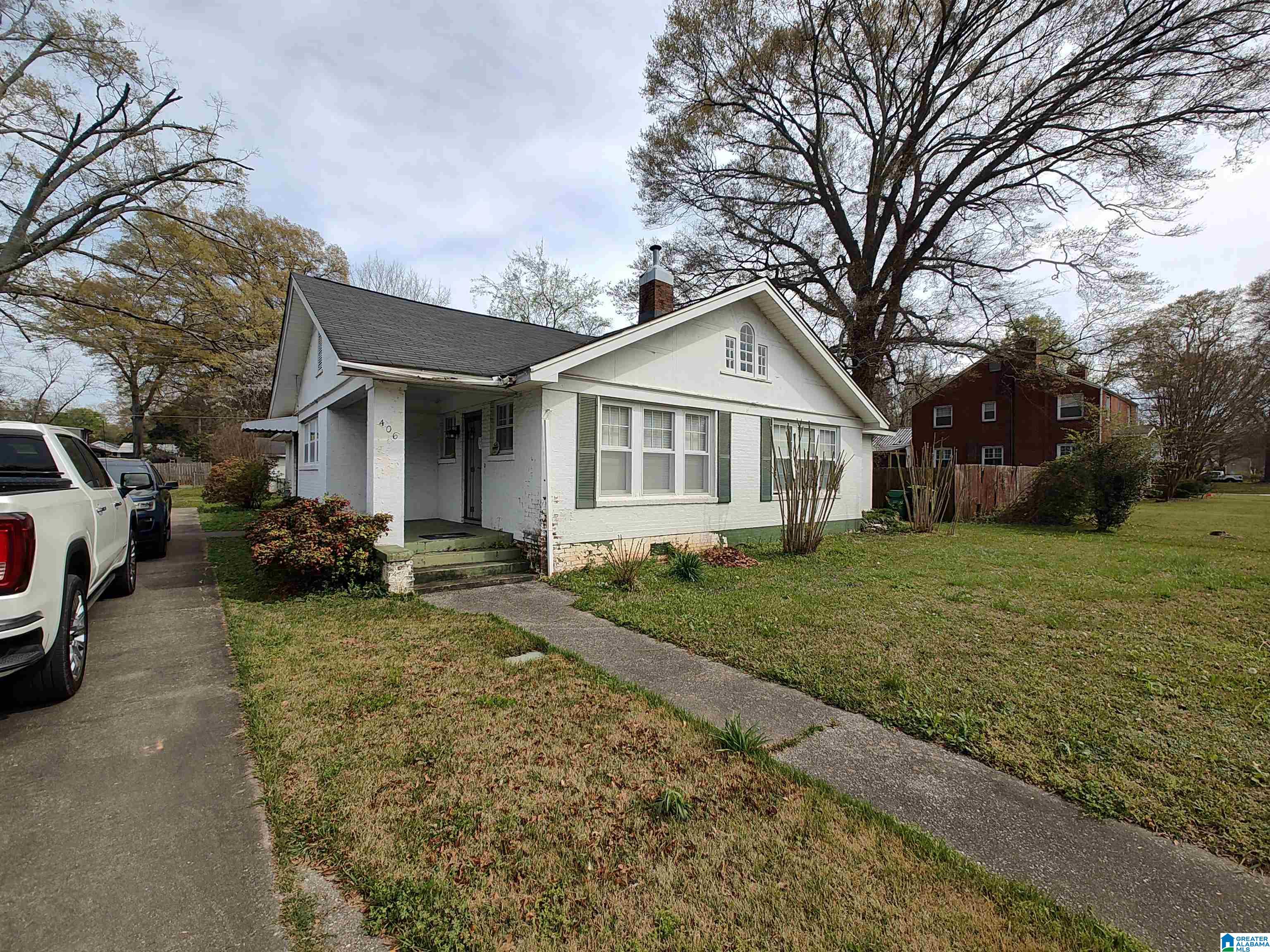 Homes for sale in Sylacauga, AL | 406 Broadway Avenue, Sylacauga, AL 35150 | MLS# 21447622