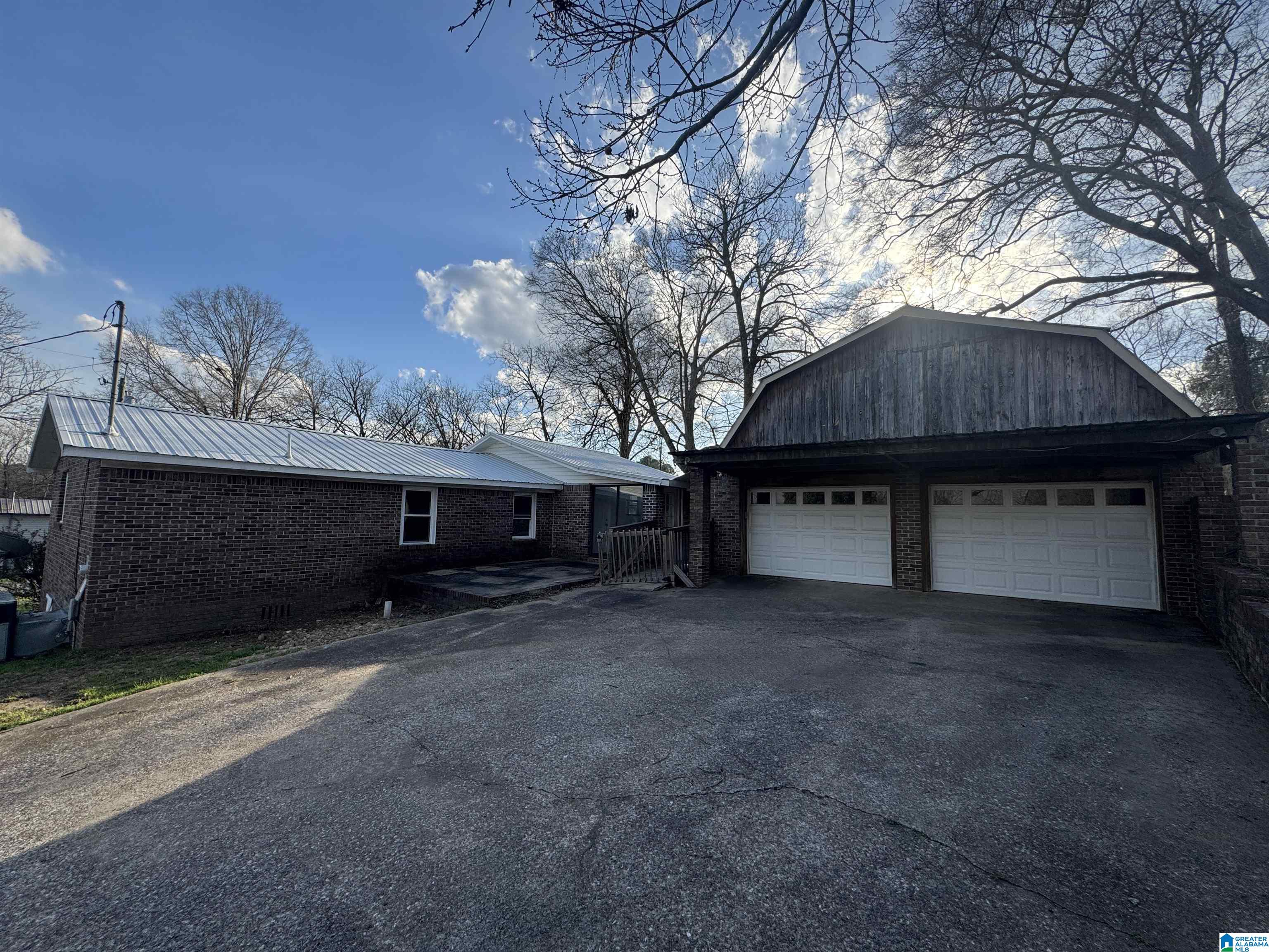 Homes for sale in Ragland, AL | 124 Sunset Dr, Ragland, AL 35131 | MLS# 21447639
