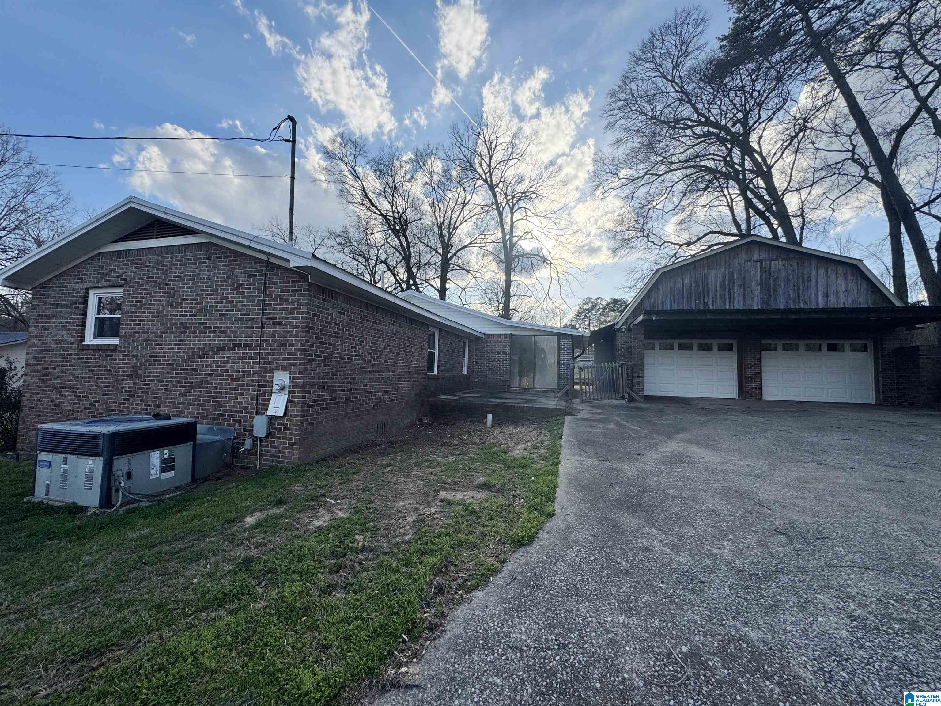 Homes for sale in Ragland, AL | 124 Sunset Dr, Ragland, AL 35131 | MLS# 21447639