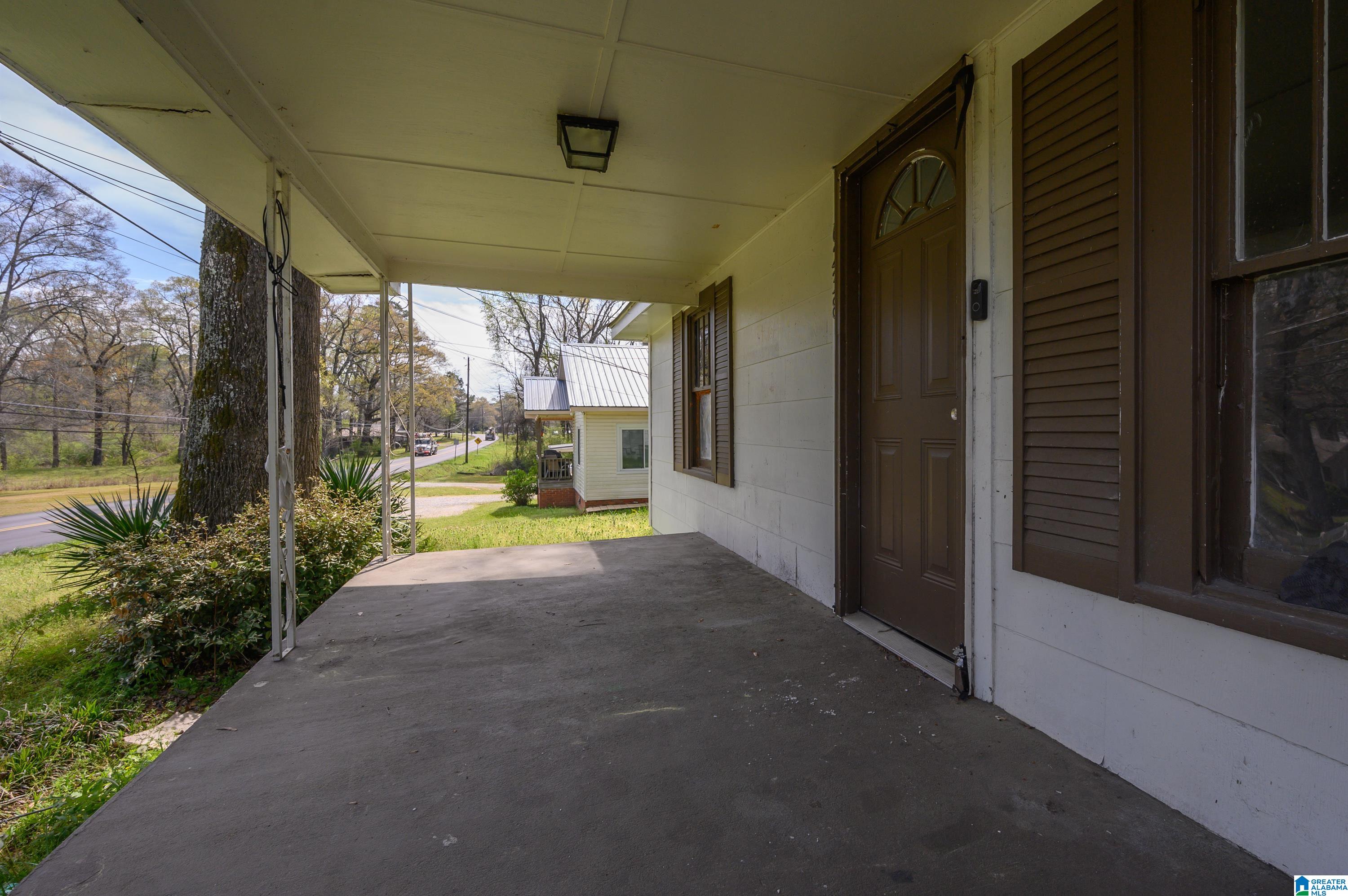 Photo 3 of Single family home for sale at 6238 Warrior River Rd, Bessemer, AL 35023 | MLS# 21447662 | Listing updated on 2026-04-29