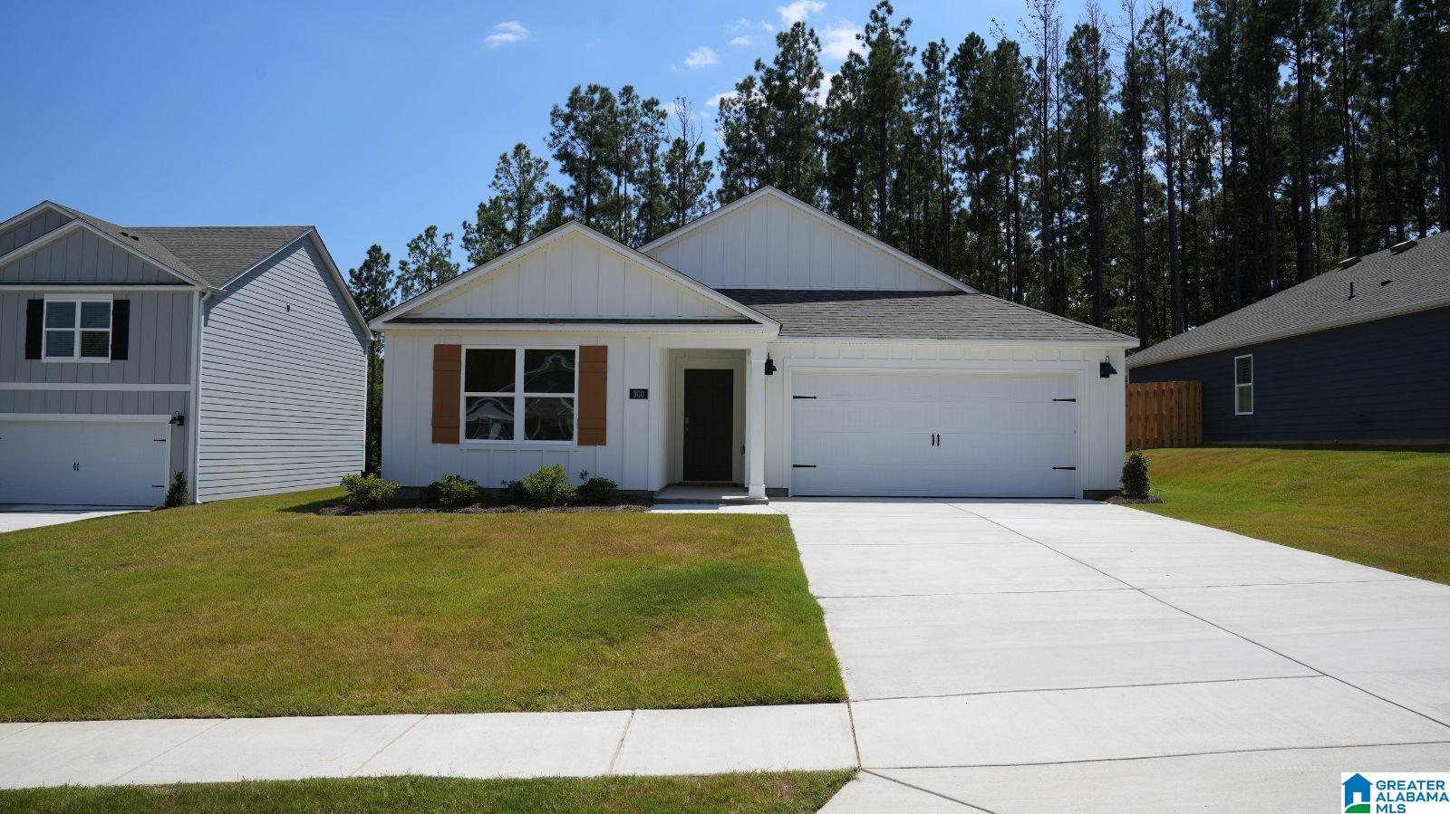 1st image of 300 Halifax Lane, Chelsea, AL 35043 | MLS# 21447667