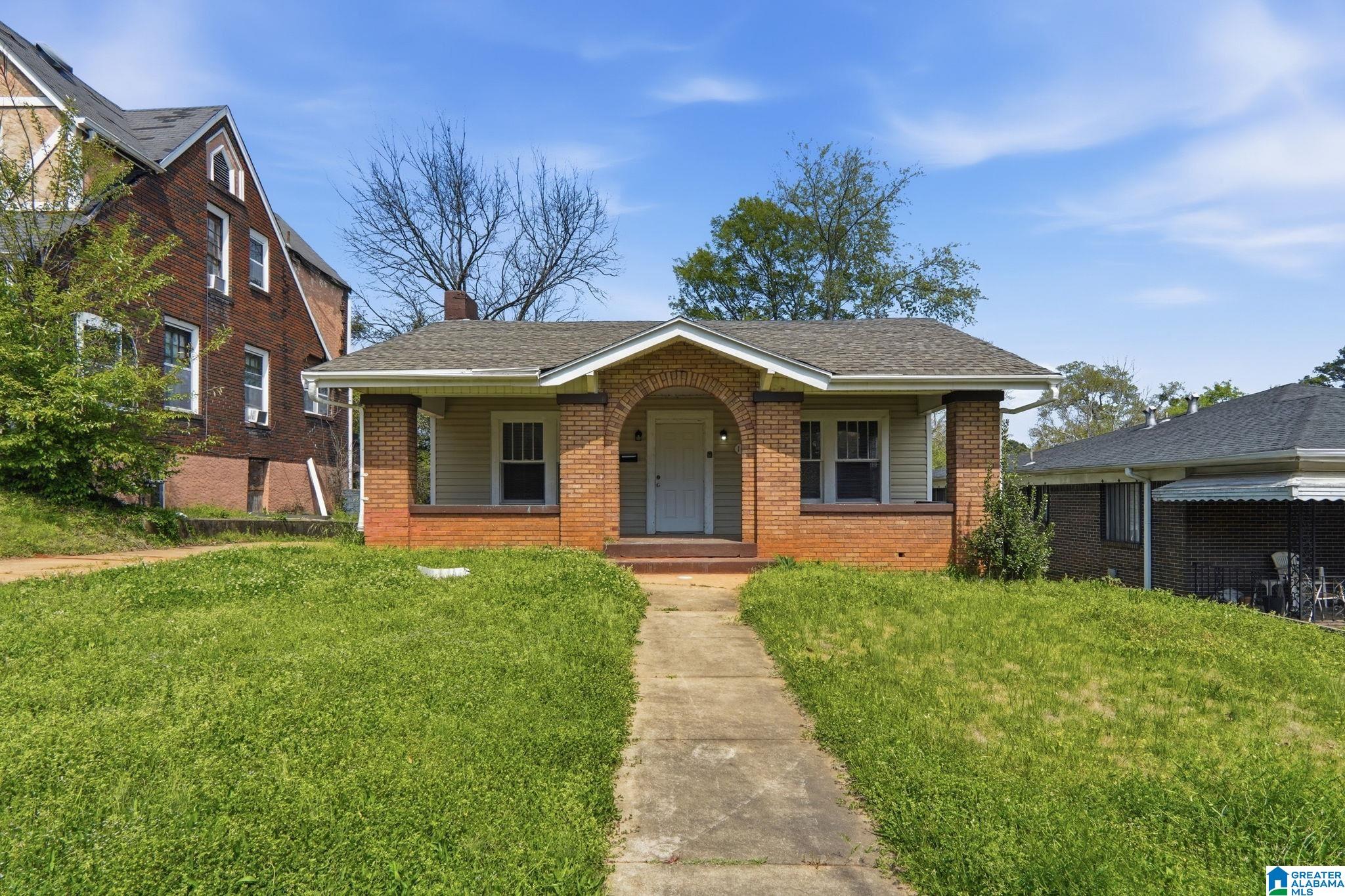 Homes for sale in Birmingham, AL | 1402 44th Street, Birmingham, AL 35212 | MLS# 21447717
