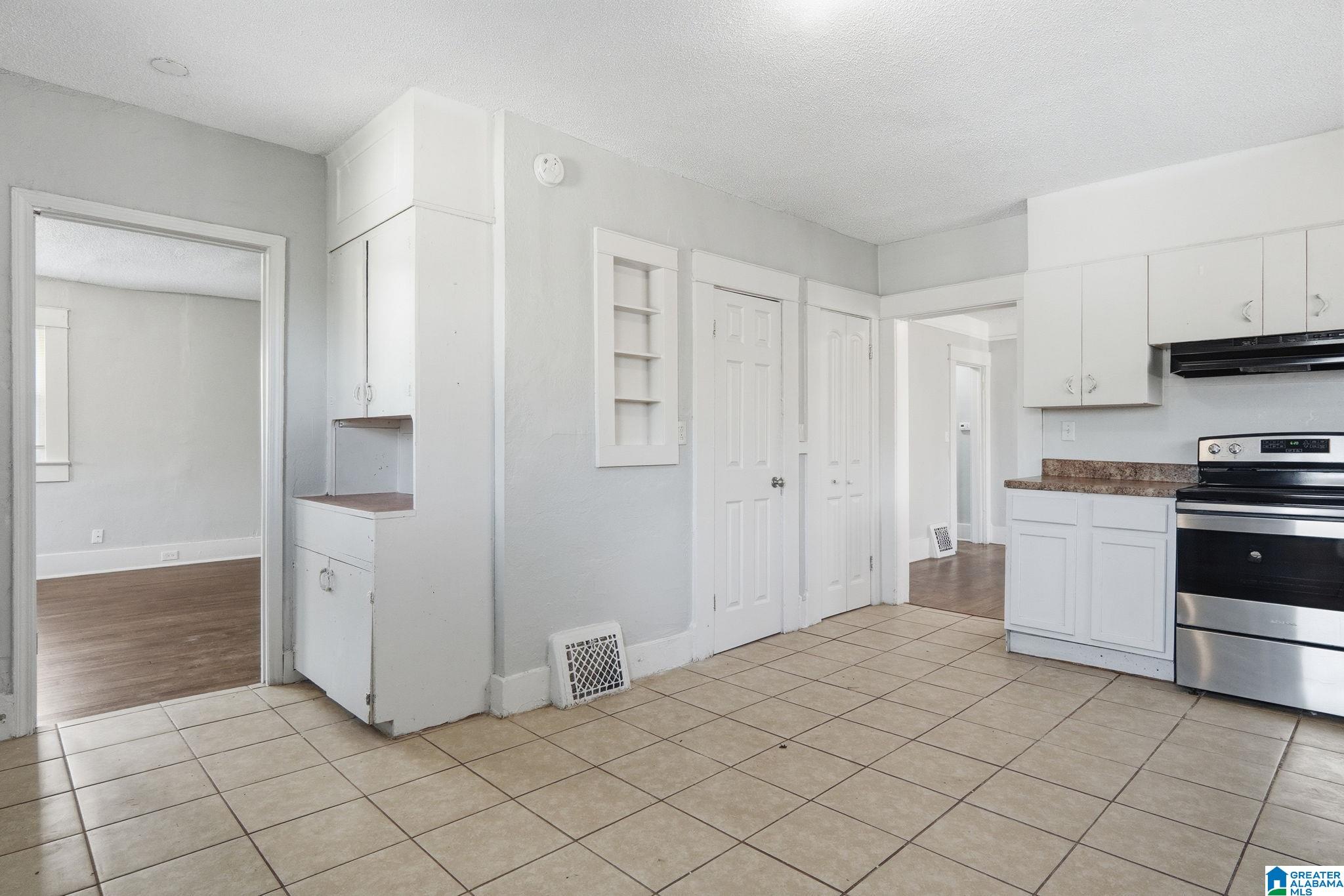 Homes for sale in Birmingham, AL | 1402 44Th Street, Birmingham, AL 35212 | MLS# 21447717