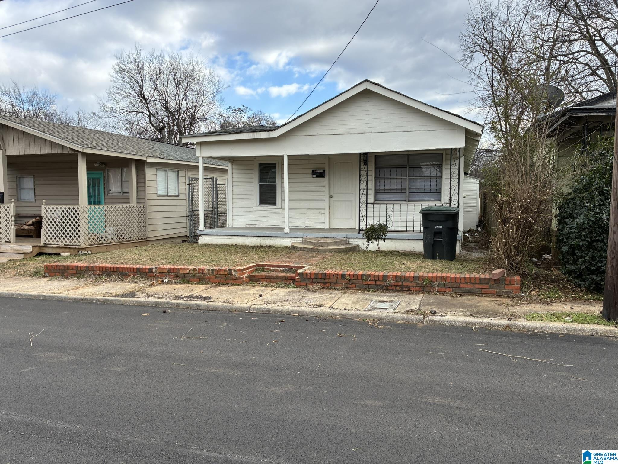 Homes for sale in Birmingham, AL | 111 2nd Avenue Sw, Birmingham, AL 35211 | MLS# 21447721