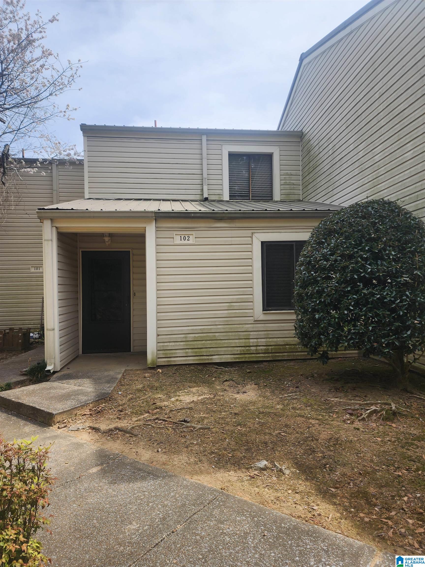 Homes for sale in Hoover, AL | 102 Running Brook Road #102, Hoover, AL 35226 | MLS# 21447731