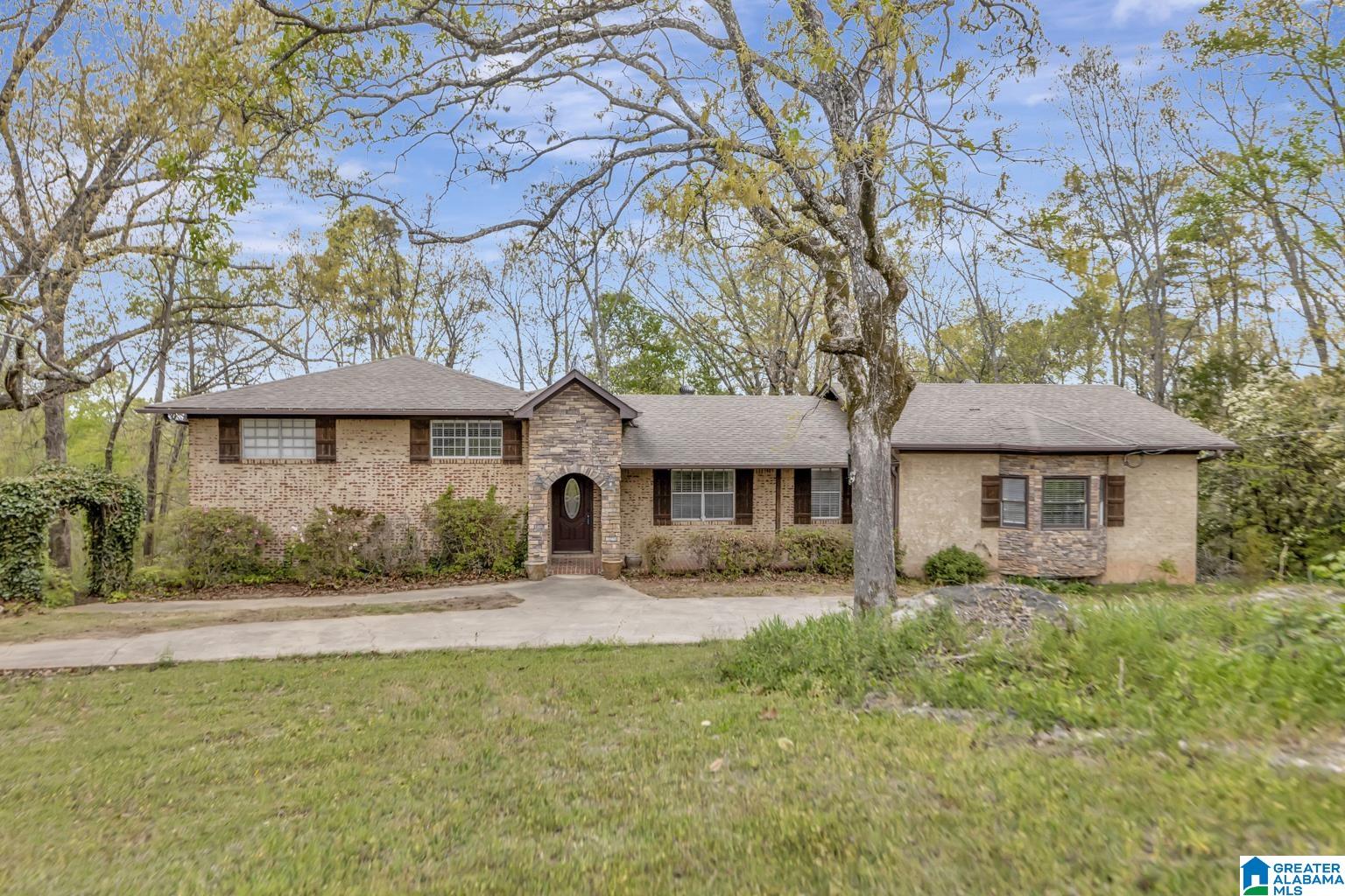 Homes for sale in Helena, AL | 4544 South Shad South Shades Crest Road, Helena, AL 35022 | MLS# 21447846