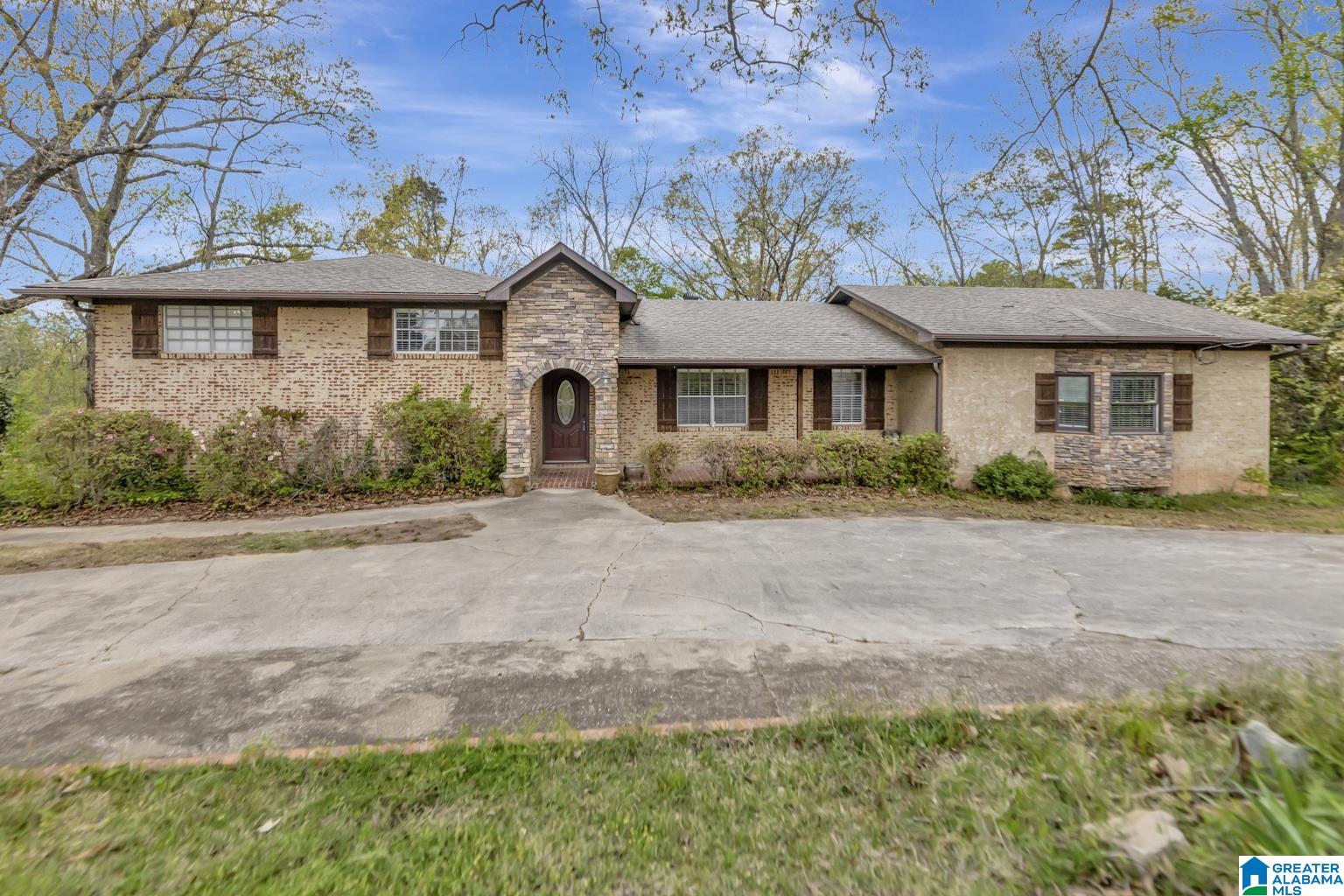 Homes for sale in Helena, AL | 4544 South Shad South Shades Crest Road, Helena, AL 35022 | MLS# 21447846