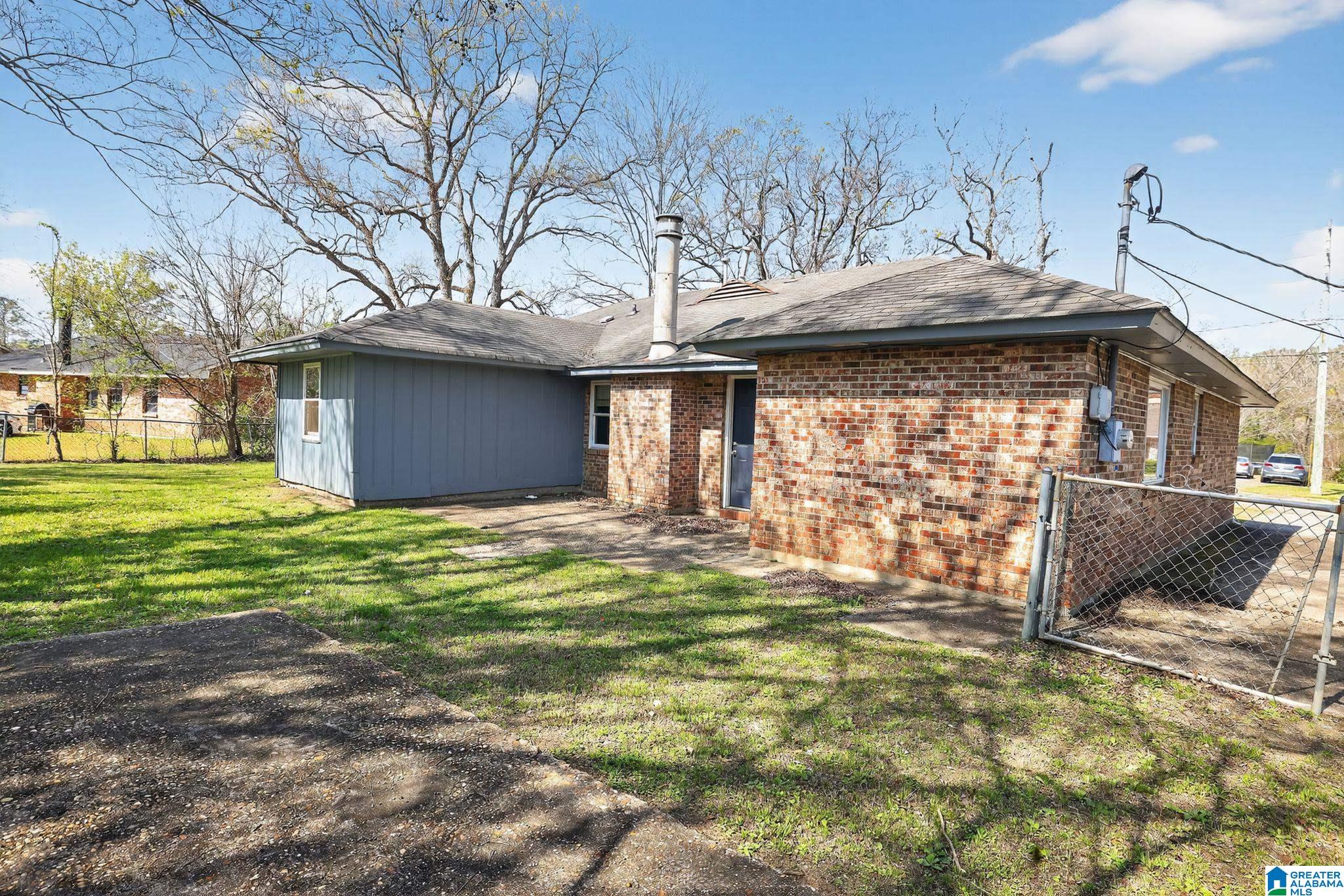Photo 4 of Sale Pending at 3409 Woodpark Dr, Montgomery, AL 36116 | MLS# 21447847 | Listing updated on 2026-06-29