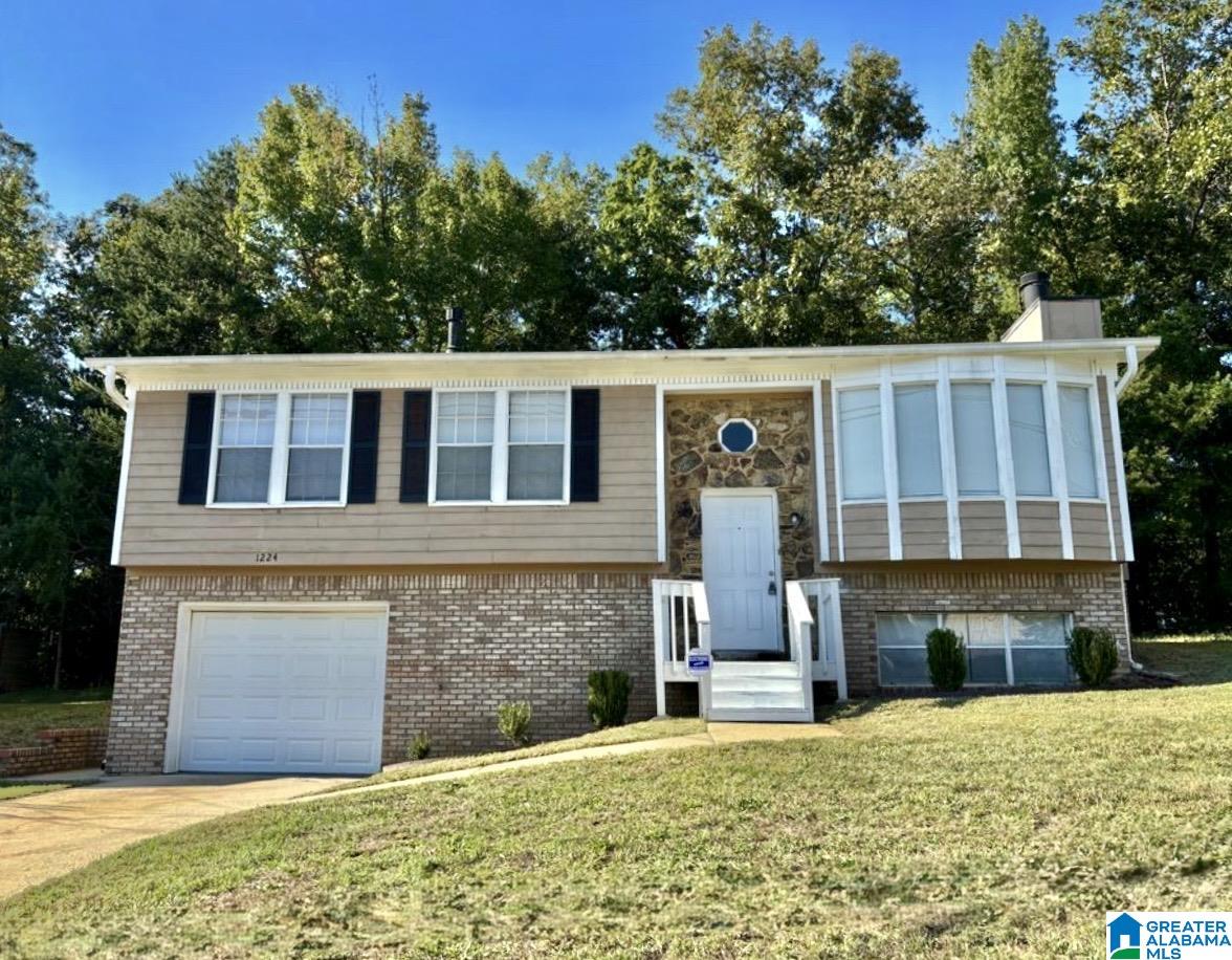 Photo 1 of Sale Pending at 1224 Grand Blvd, Birmingham, AL 35214 | MLS# 21447850 | Listing updated on 2026-09-04