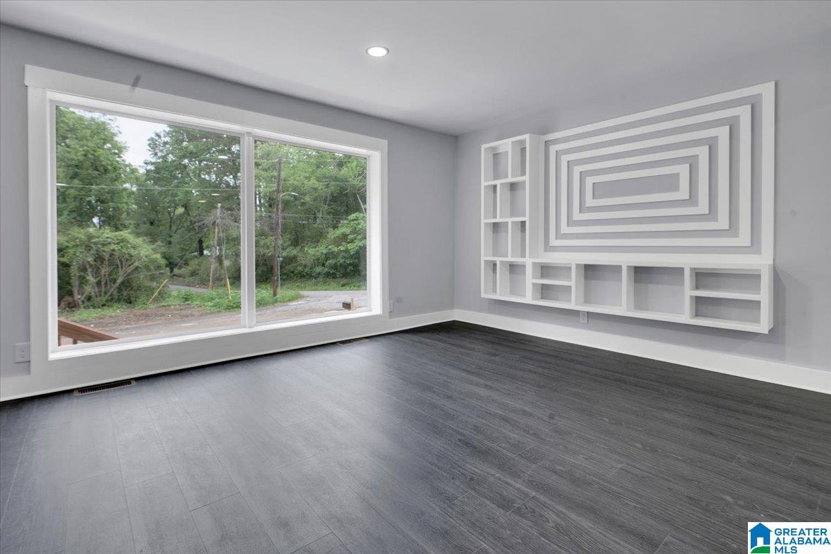 Photo 3 of Single family home for sale at 601 13th Street, Birmingham, AL 35228 | MLS# 21447872 | Listing updated on 2026-09-10