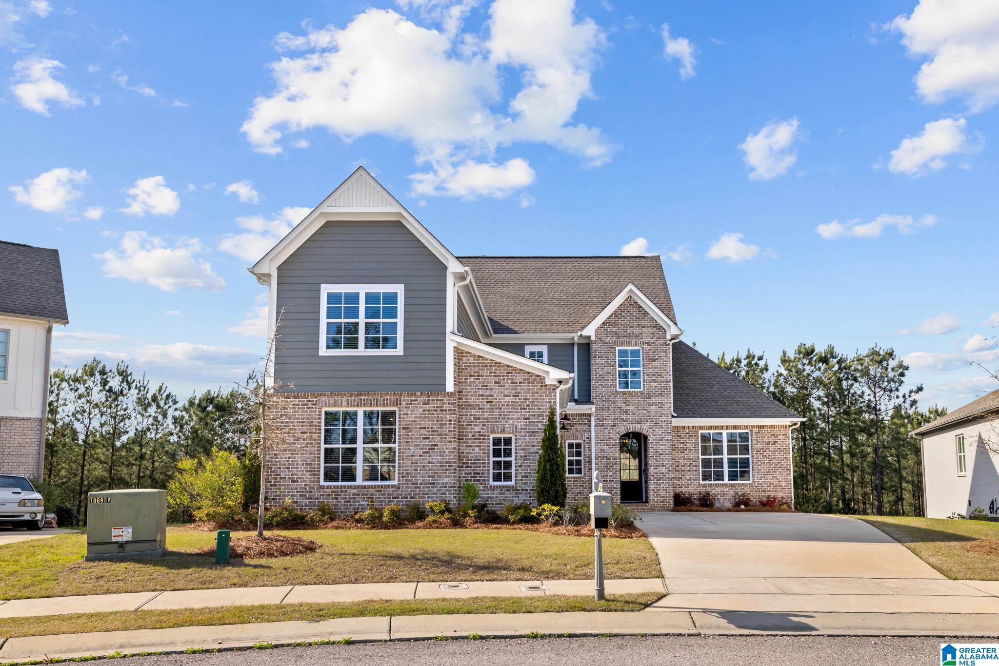 2nd image of 1995 Cyrus Cove Dr, Hoover, AL 35244 | MLS# 21447979