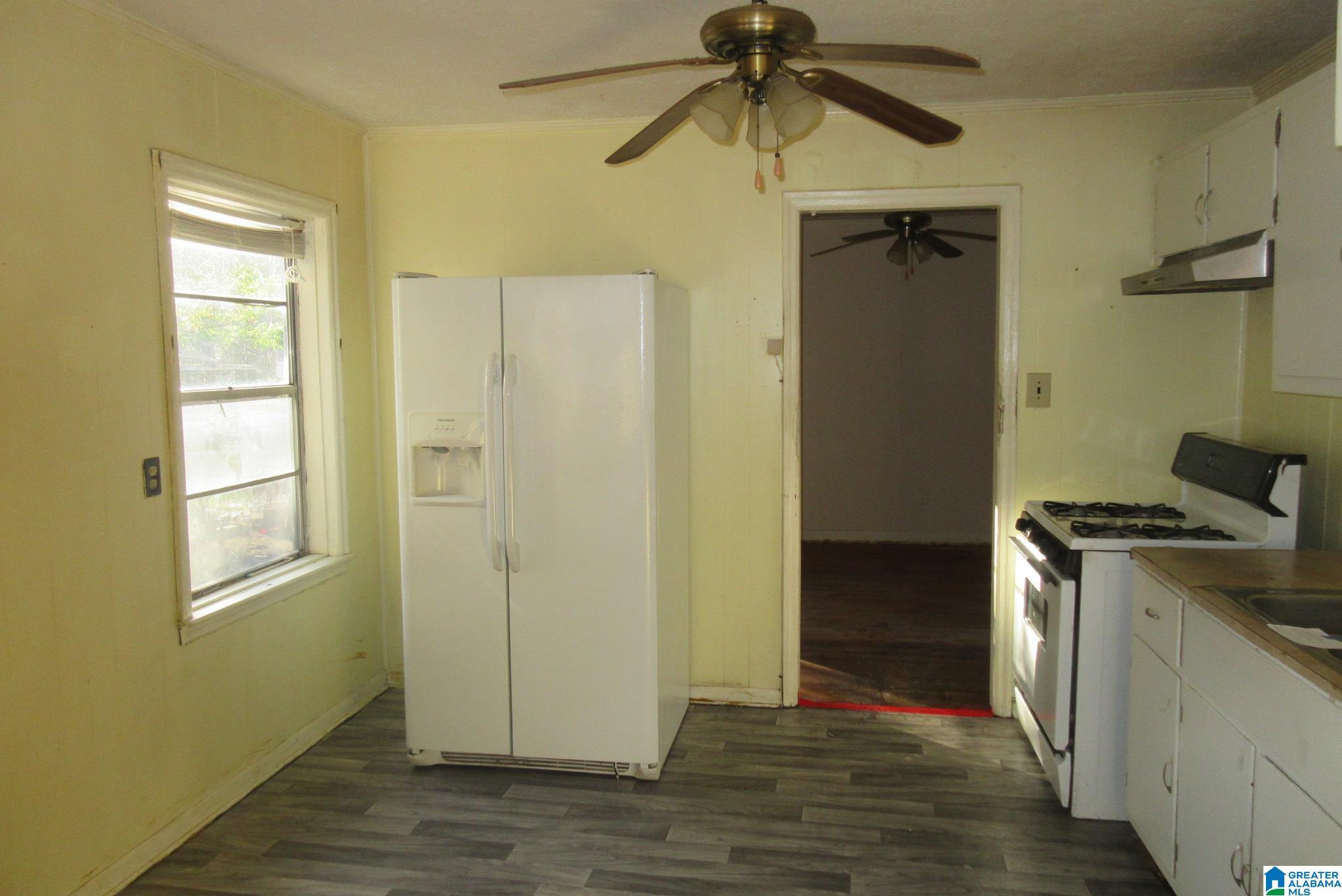 Photo 3 of Sale Pending at 48 Wilkes Cir, Birmingham, AL 35228 | MLS# 21448070 | Listing updated on 2026-06-20