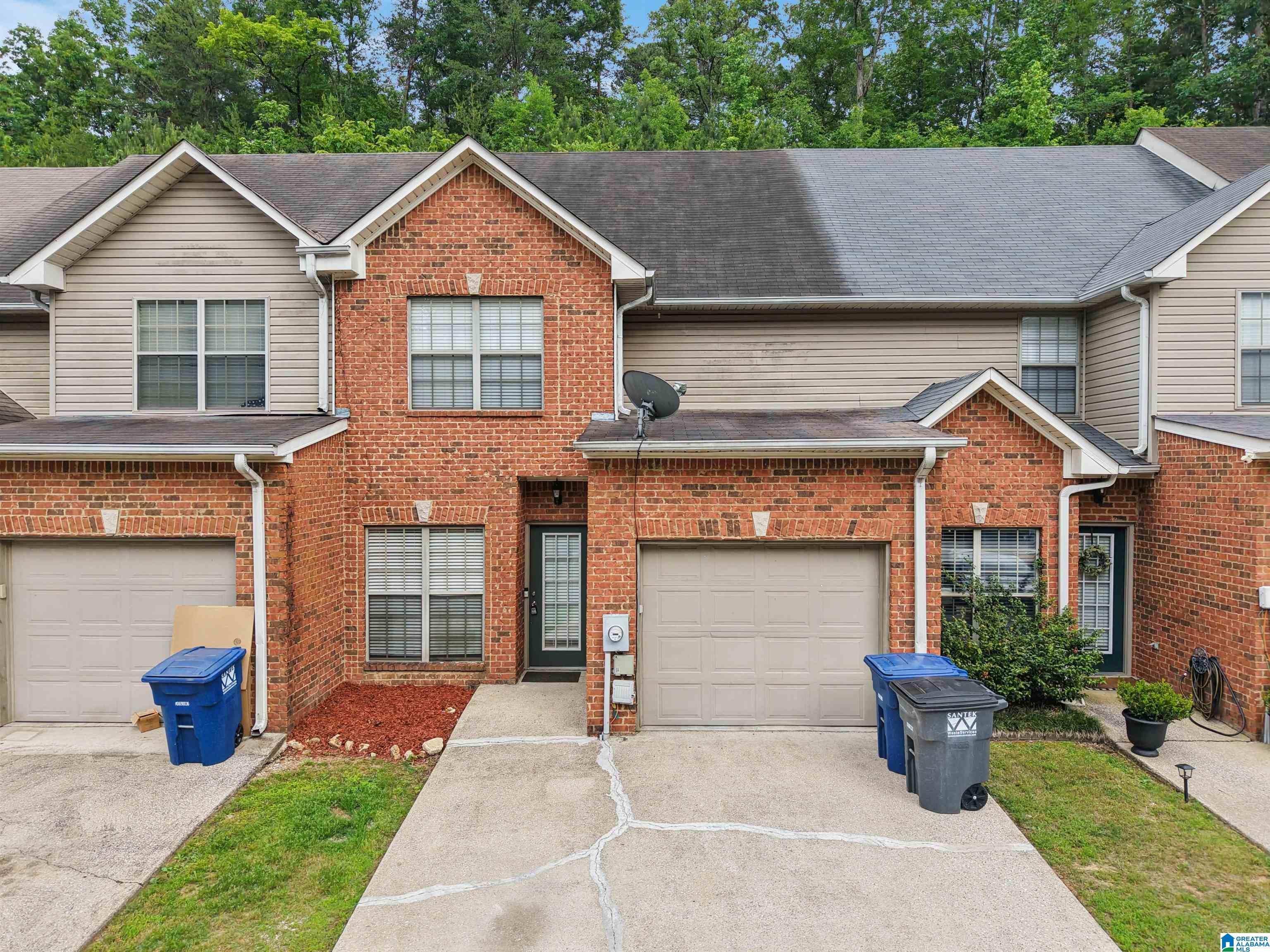 1st image of 456 Highland Cove Dr, Hoover, AL 35226 | MLS# 21448151