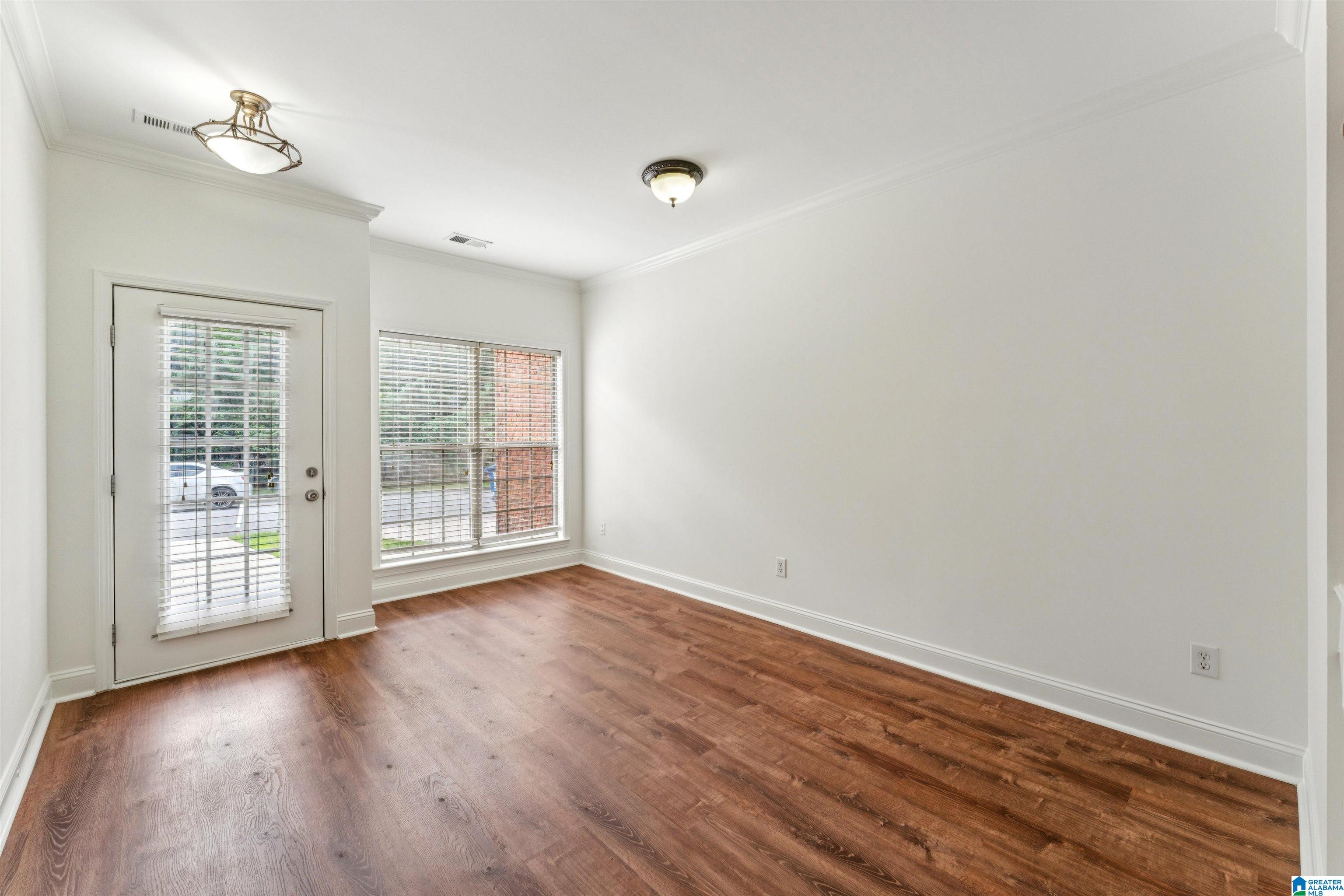 5th image of 456 Highland Cove Dr, Hoover, AL 35226 | MLS# 21448151