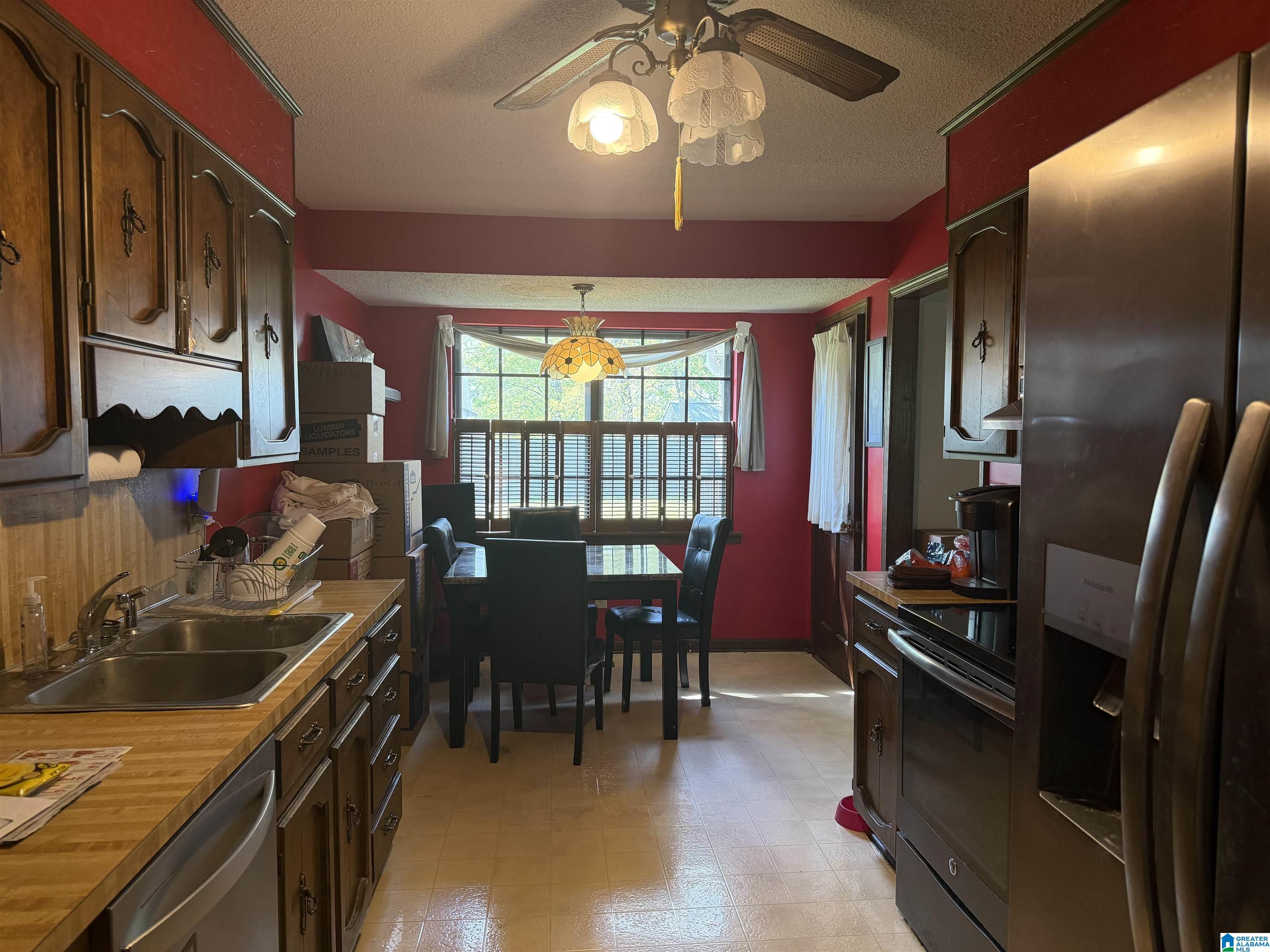 4th image of 301 Tradewinds Circle, Alabaster, AL 35007 | MLS# 21448175
