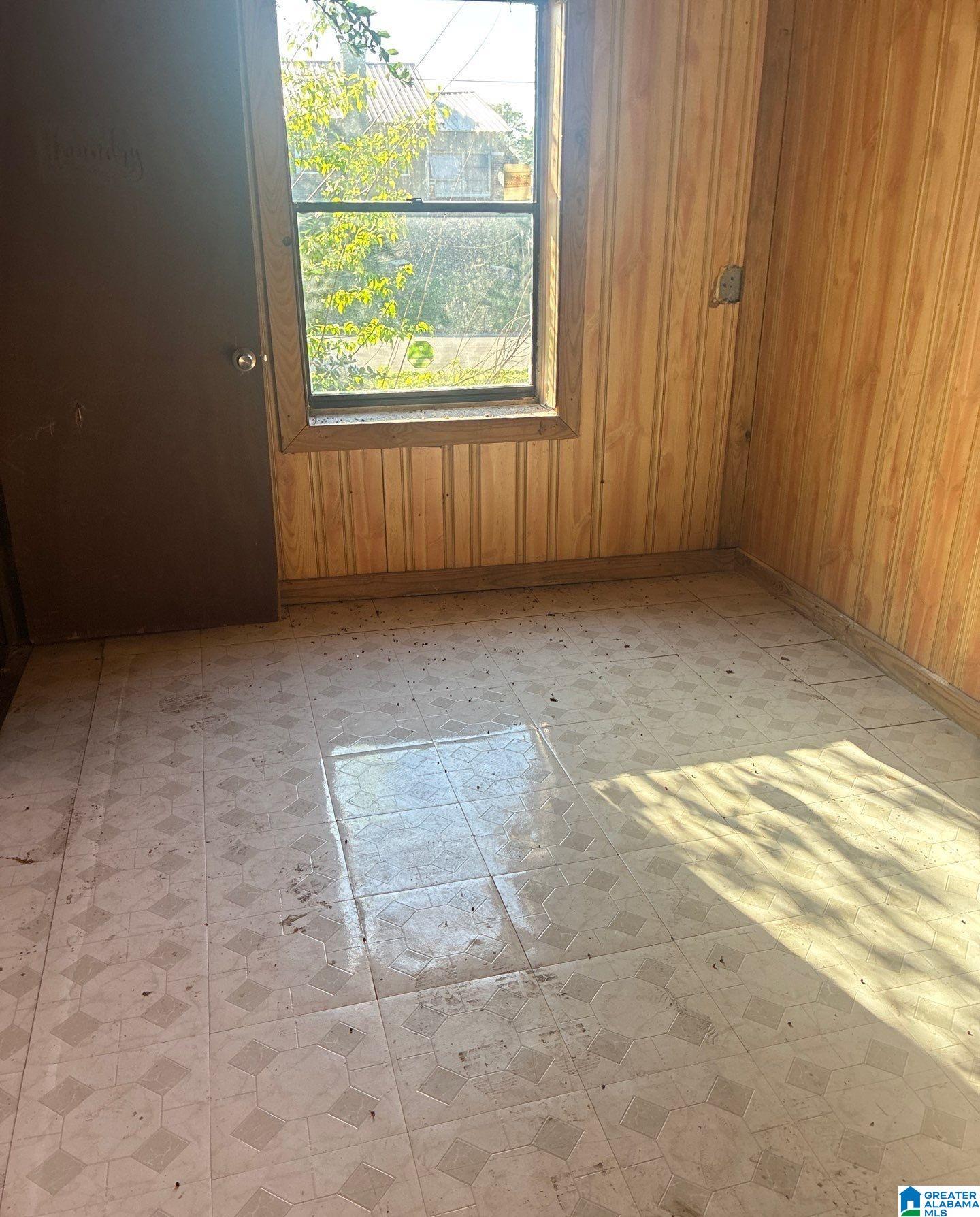 Photo 3 of Single family home for sale at 229 11th Court, Birmingham, AL 35204 | MLS# 21448217 | Listing updated on 2026-07-09