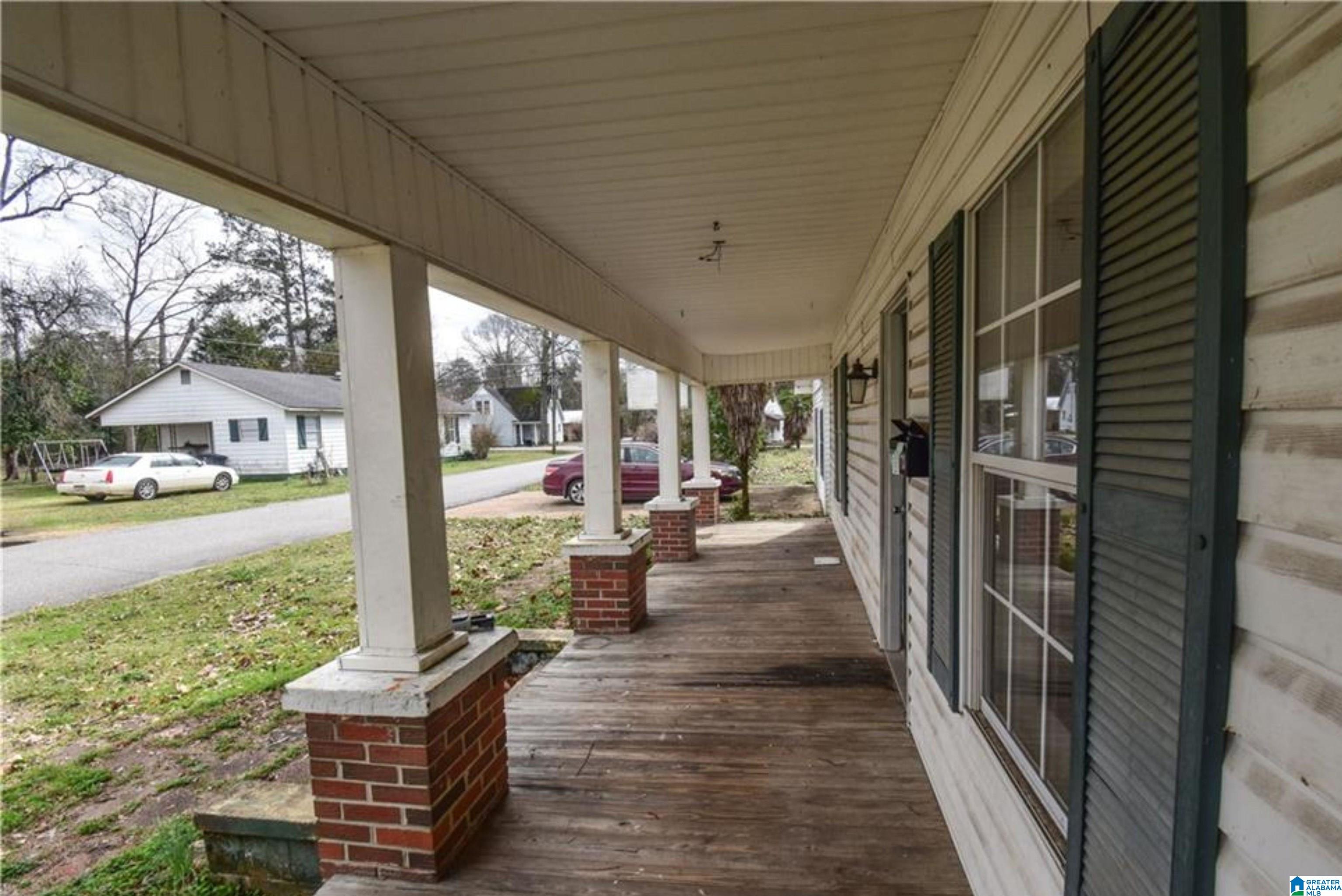 Homes for sale in Fayette, AL | 709 3Rd Way, Fayette, AL 35555 | MLS# 21448280