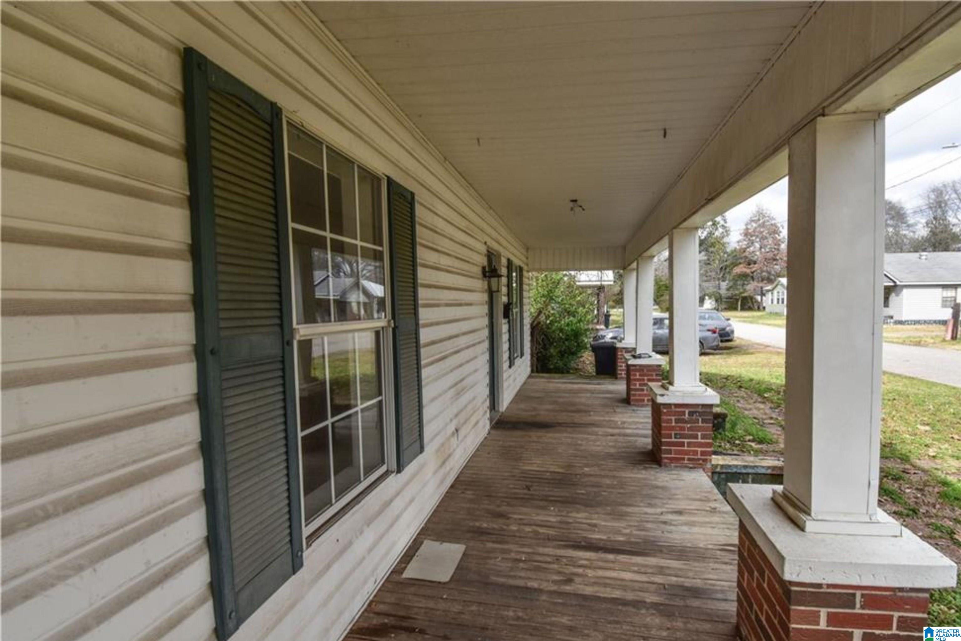 Homes for sale in Fayette, AL | 709 3Rd Way, Fayette, AL 35555 | MLS# 21448280