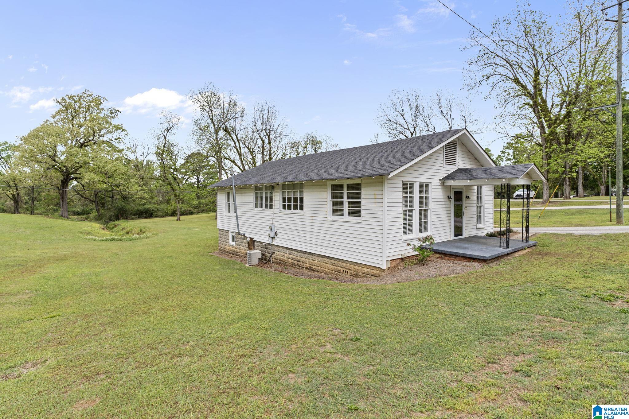 Homes for sale in Verbena, AL | 8099 County Road 59, Verbena, AL 36091 | MLS# 21448320