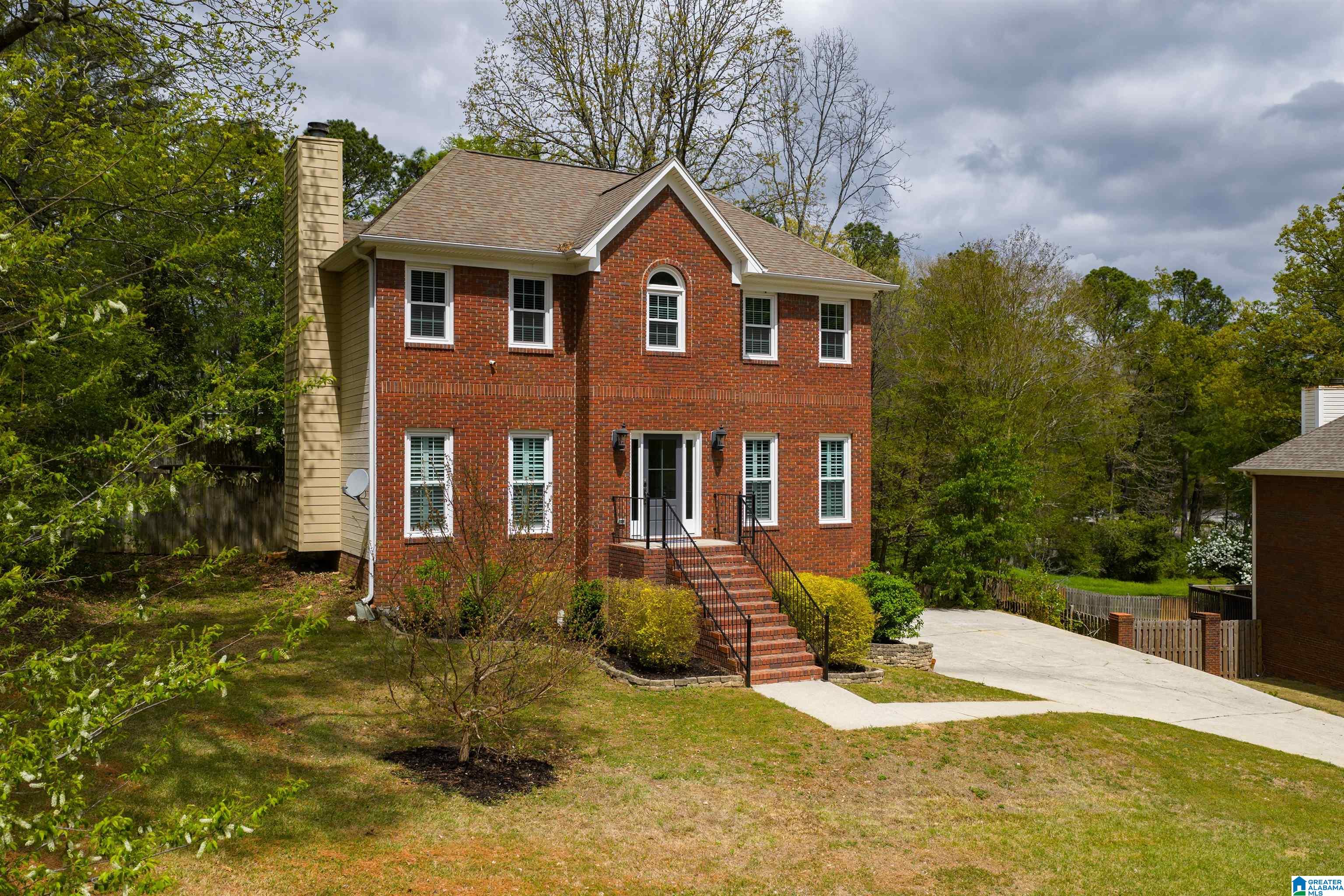 Homes for sale in Helena, AL | 6040 Woodvale Road, Helena, AL 35080 | MLS# 21448405
