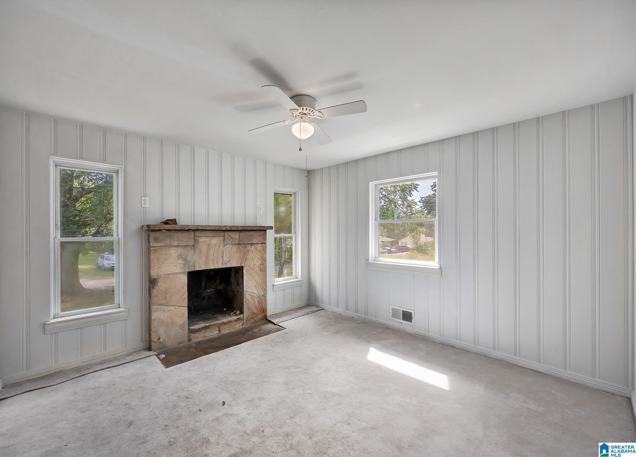 Homes for sale in Center Point, AL | 4 21St Avenue Nw, Center Point, AL 35215 | MLS# 21448420