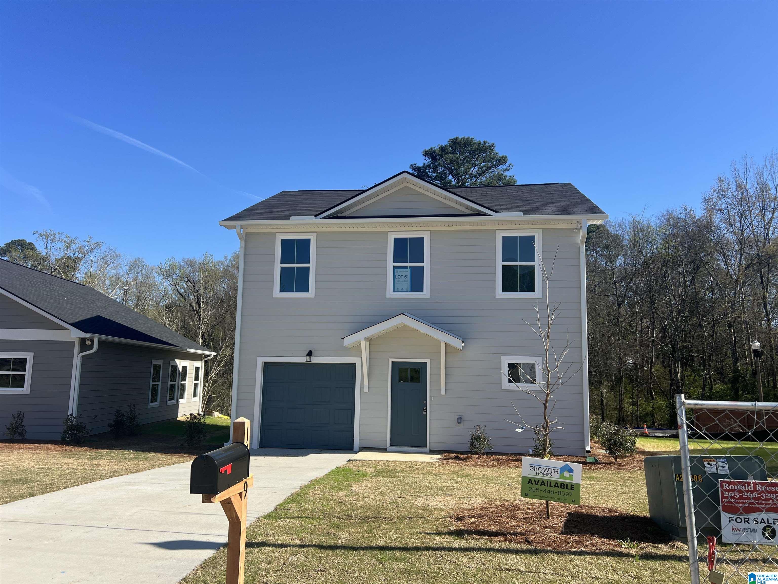 Homes for sale in Birmingham, AL | 1701 Poinsettia Dr, Birmingham, AL 35214 | MLS# 21448446