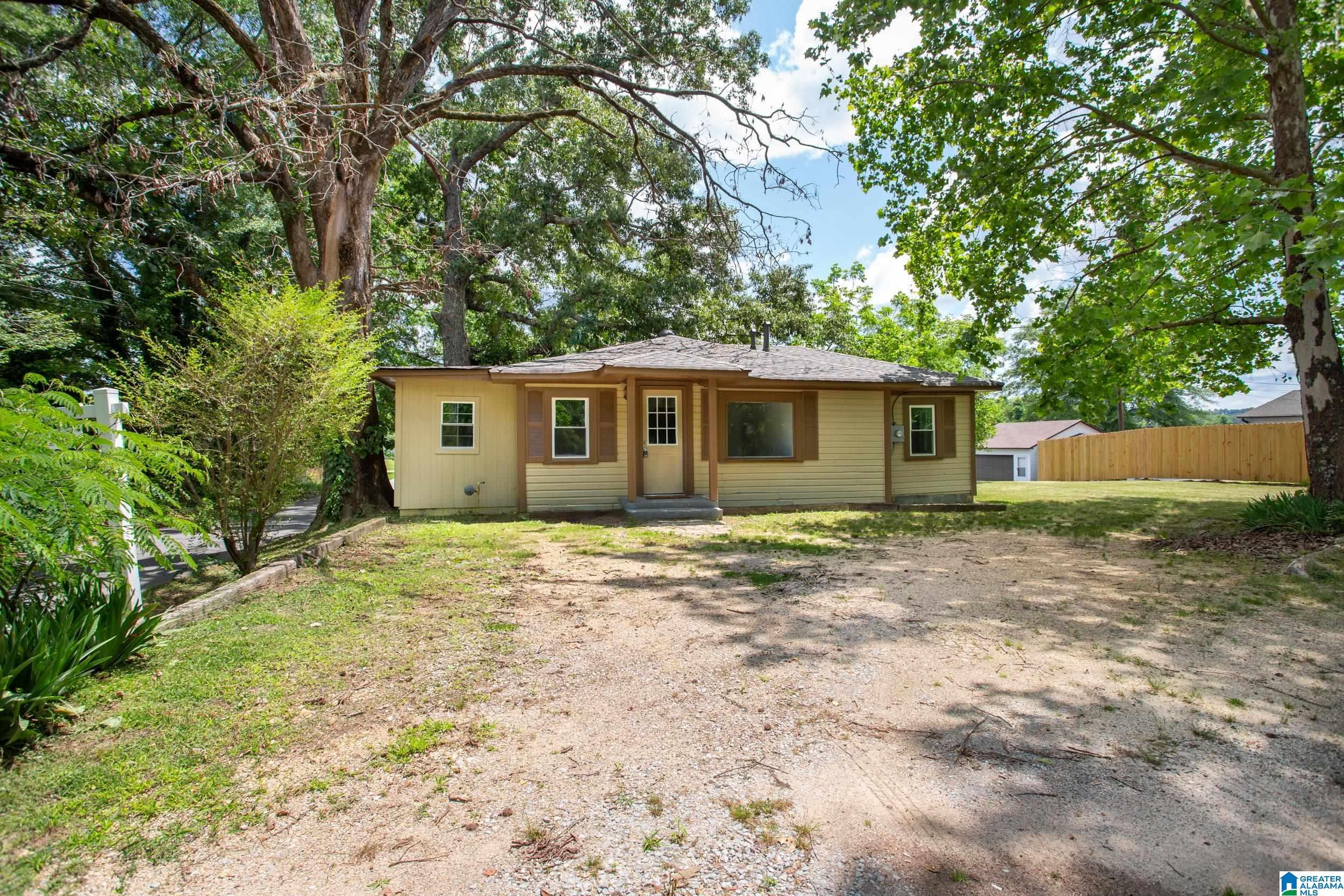 Homes for sale in Odenville, AL | 381 Crocker Road, Odenville, AL 35120 | MLS# 21448530