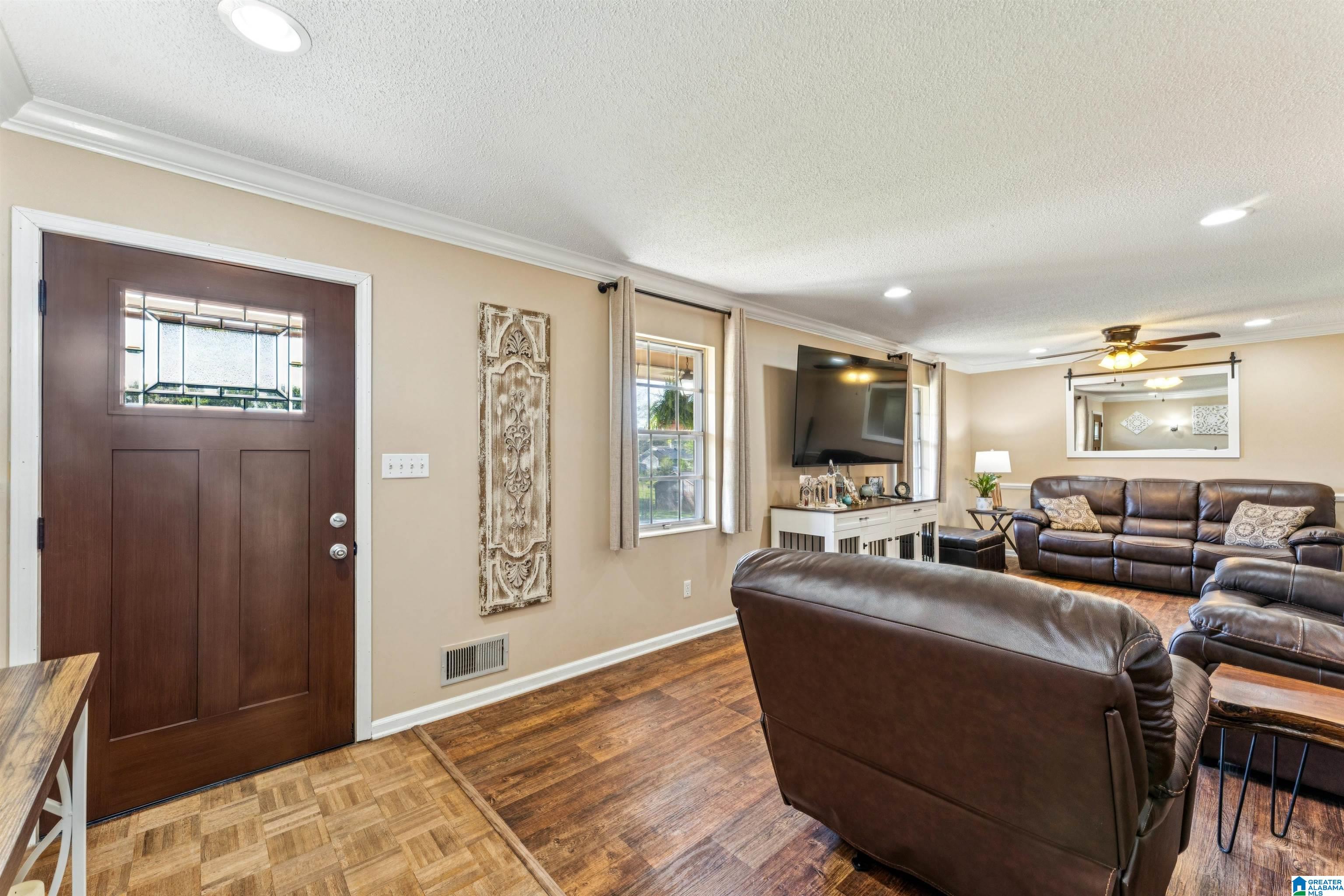 Photo 2 of Single family home for sale at 1066 Sunny Dell Ln, Bessemer, AL 35023 | MLS# 21448616 | Listing updated on 2026-08-24