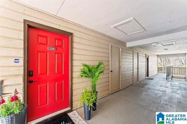 Homes for sale in Hoover, AL | 1208 Patton Creek Lane #1208, Hoover, AL 35226 | MLS# 21448651