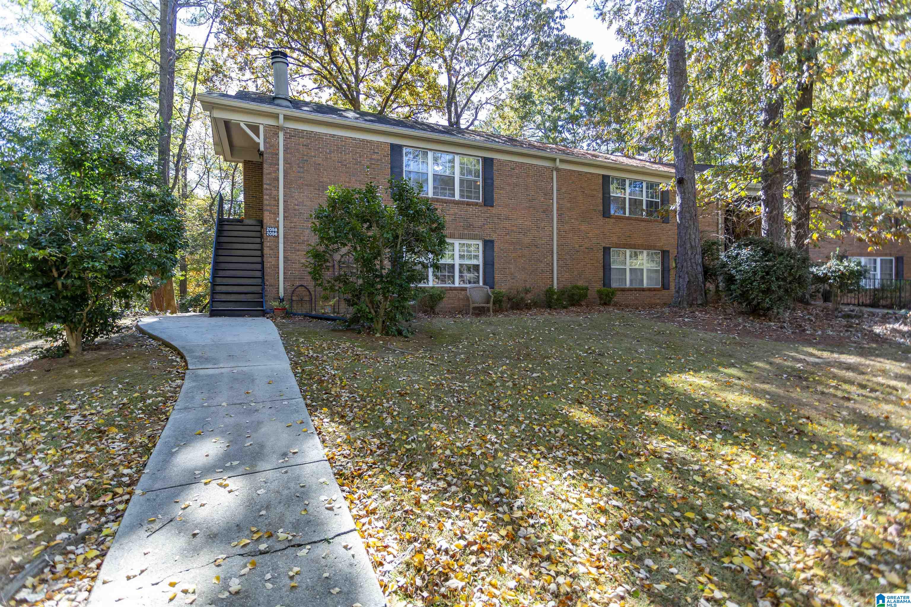 Homes for sale in Birmingham, AL | 2098 Montreat Circle #2098, Birmingham, AL 35216 | MLS# 21448686