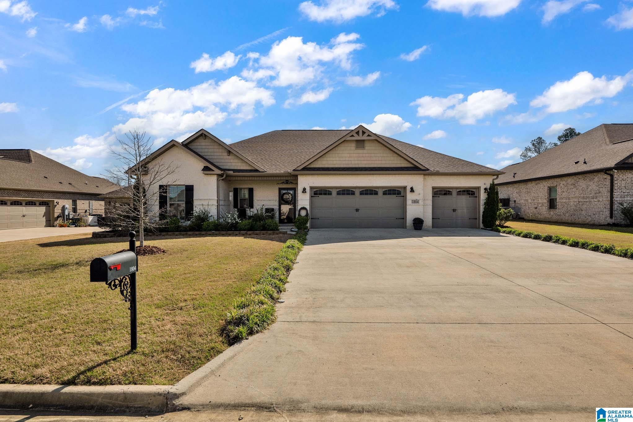 Homes for sale in Cullman, AL | 1804 Meadowbrook Dr Se, Cullman, AL 35055 | MLS# 21448711