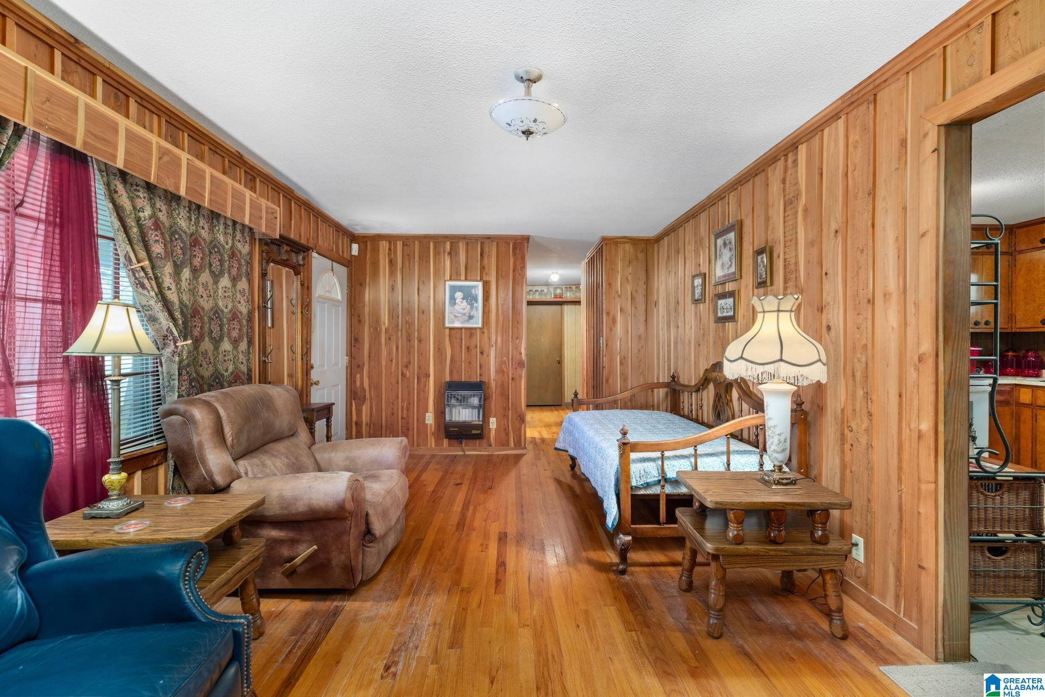 Homes for sale in Vinemont, AL | 8680 County Road 1435, Vinemont, AL 35179 | MLS# 21448731