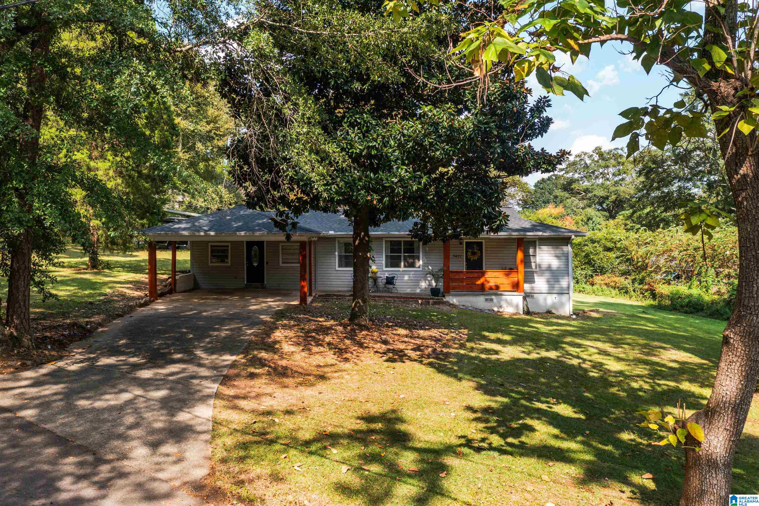 Photo 4 of Sale Pending at 3401 Batavia Ave, Irondale, AL 35210 | MLS# 21448737 | Listing updated on 2026-04-24