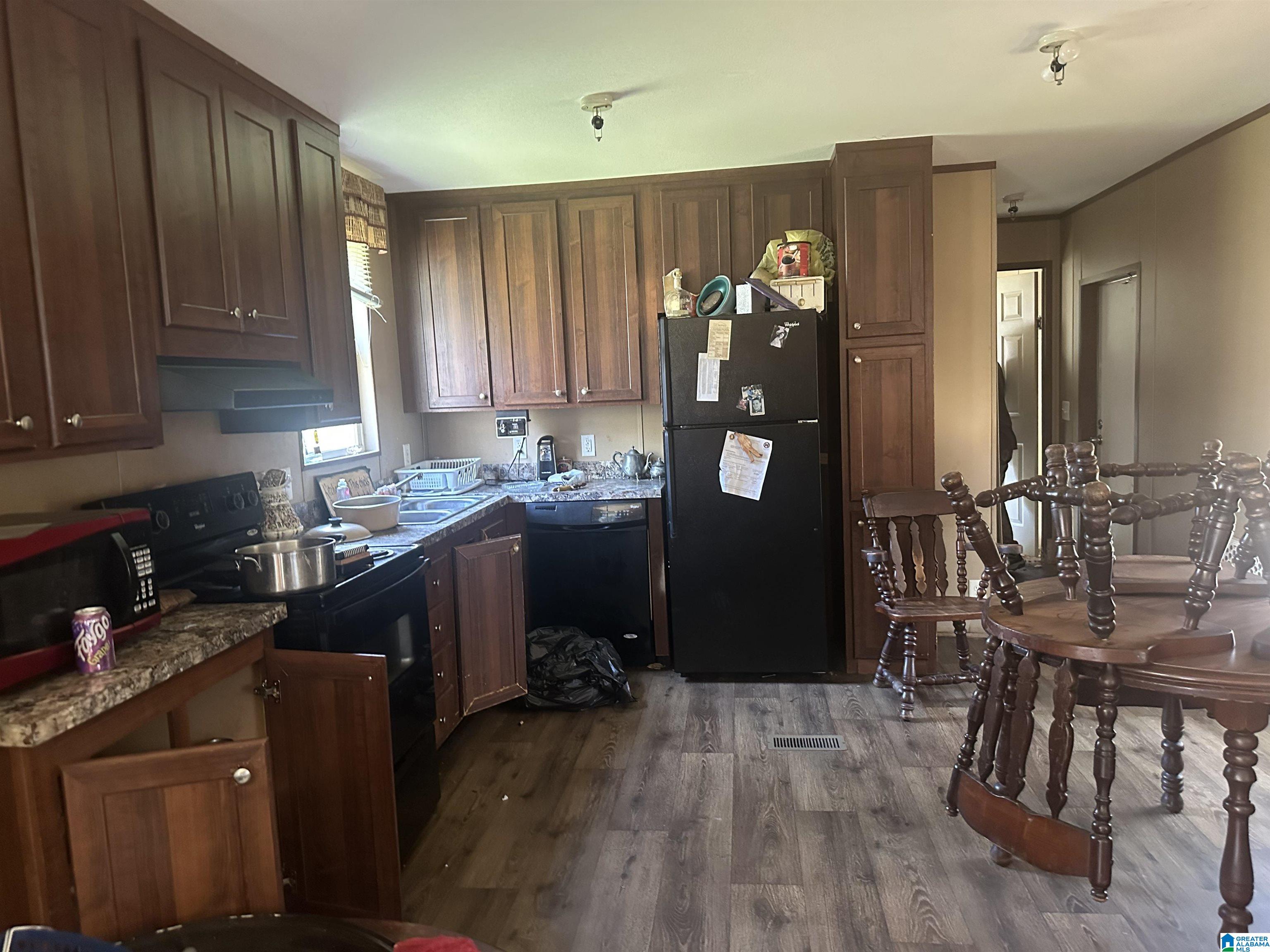 Photo 3 of Single family home for sale at 6844 Bradshaw Ln, Pinson, AL 35126 | MLS# 21448855 | Listing updated on 2026-04-07