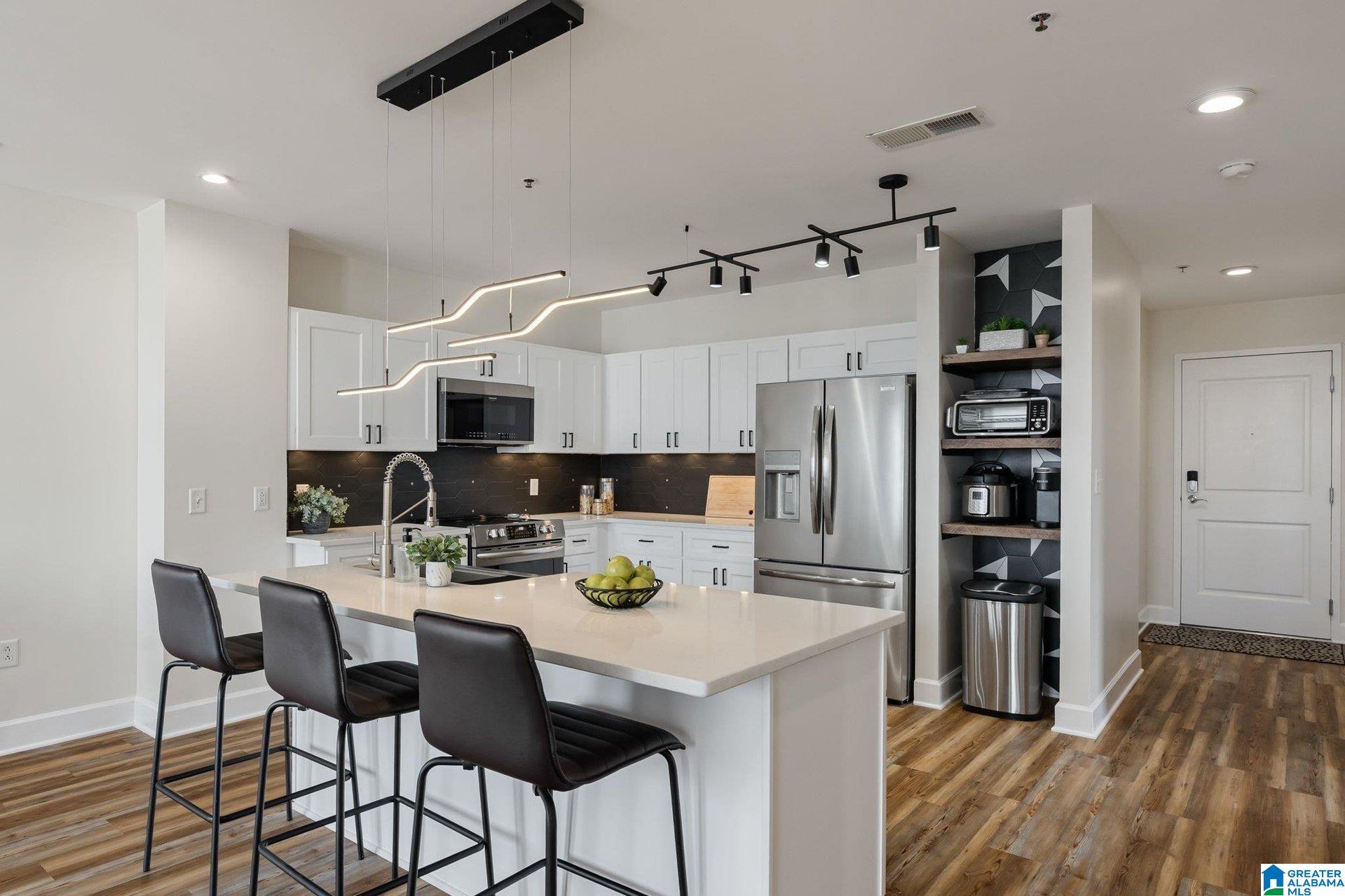 Photo 3 of Condo for sale at 2024 2nd Avenue N #704, Birmingham, AL 35203 | MLS# 21448882 | Listing updated on 2026-08-26
