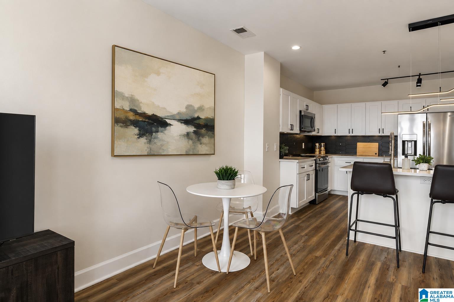 Photo 4 of Condo for sale at 2024 2nd Avenue N #704, Birmingham, AL 35203 | MLS# 21448882 | Listing updated on 2026-08-26