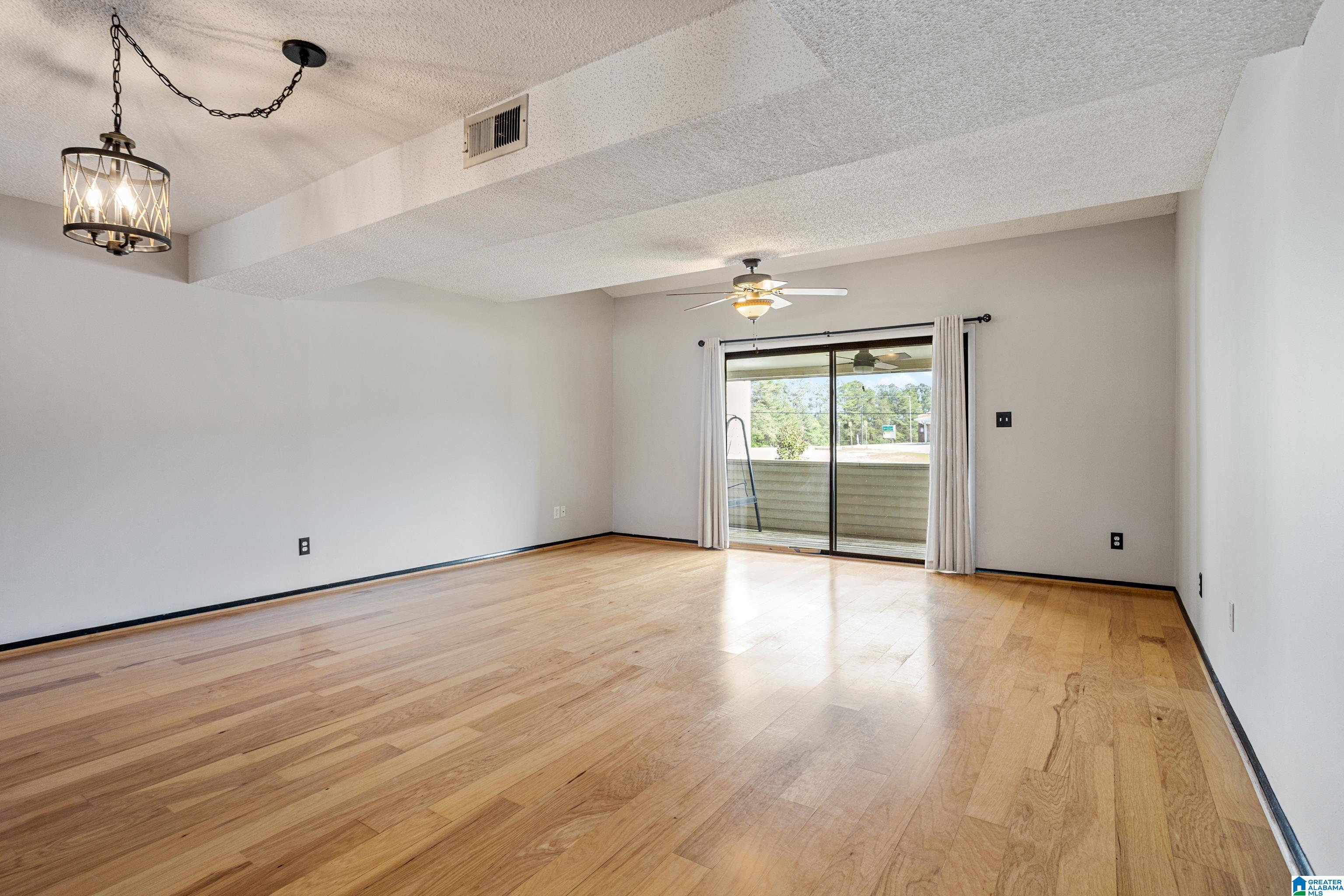 Homes for sale in Hoover, AL | 304 Running Brook Road #304, Hoover, AL 35226 | MLS# 21448923
