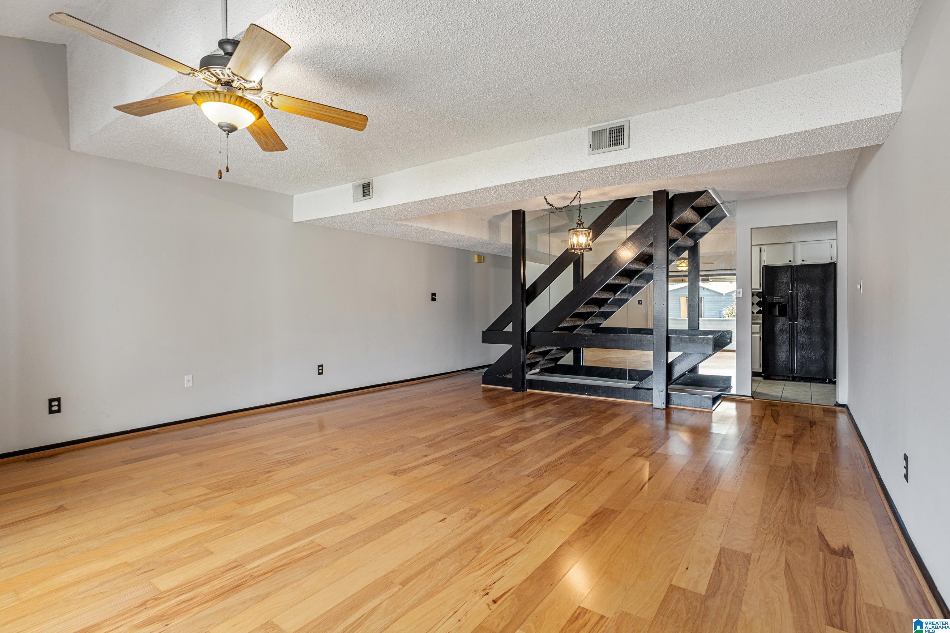 Homes for sale in Hoover, AL | 304 Running Brook Road #304, Hoover, AL 35226 | MLS# 21448923