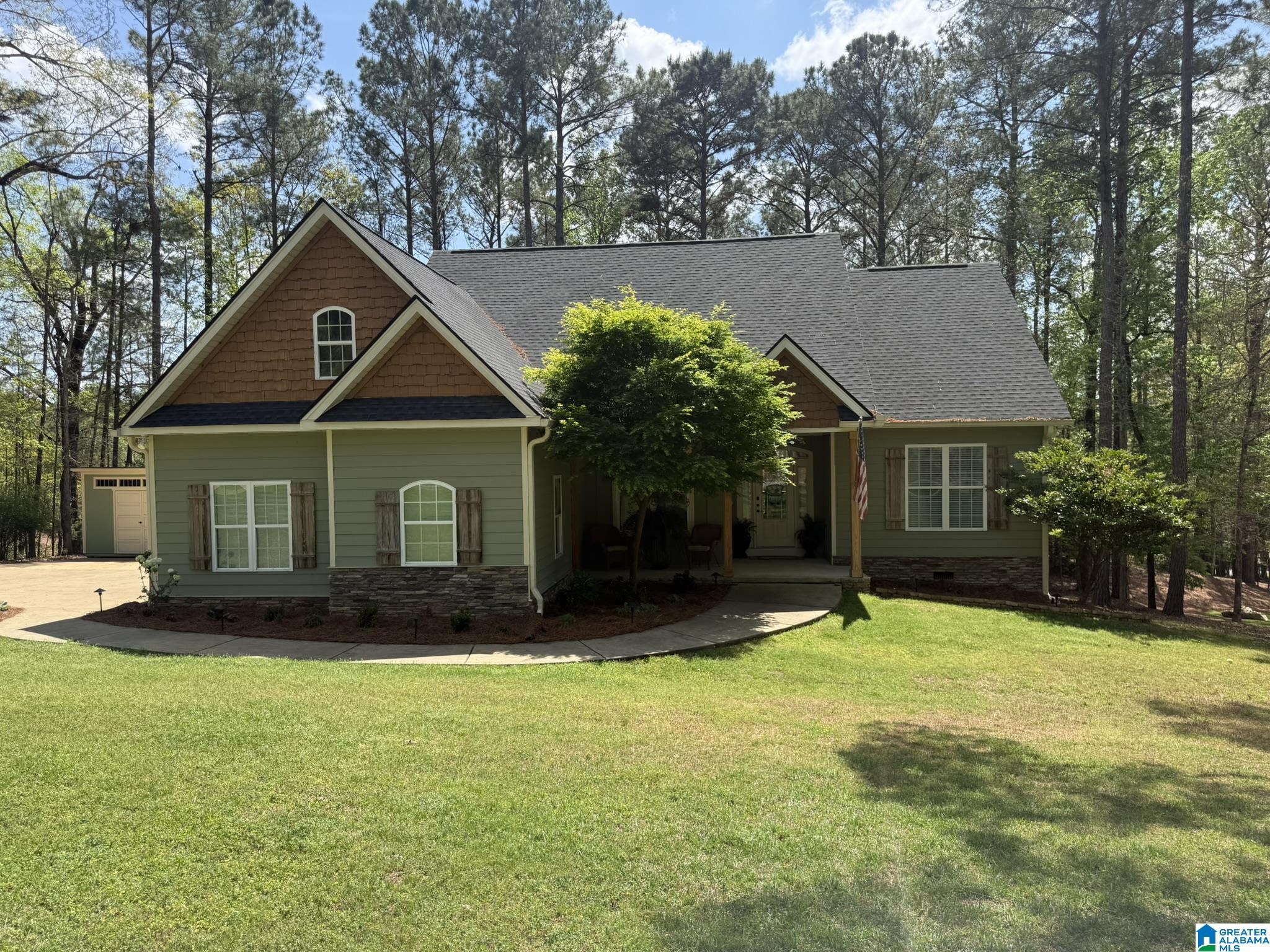 Homes for sale in Dadeville, AL | 156 Moonbrook Dr, Dadeville, AL 36853 | MLS# 21448967