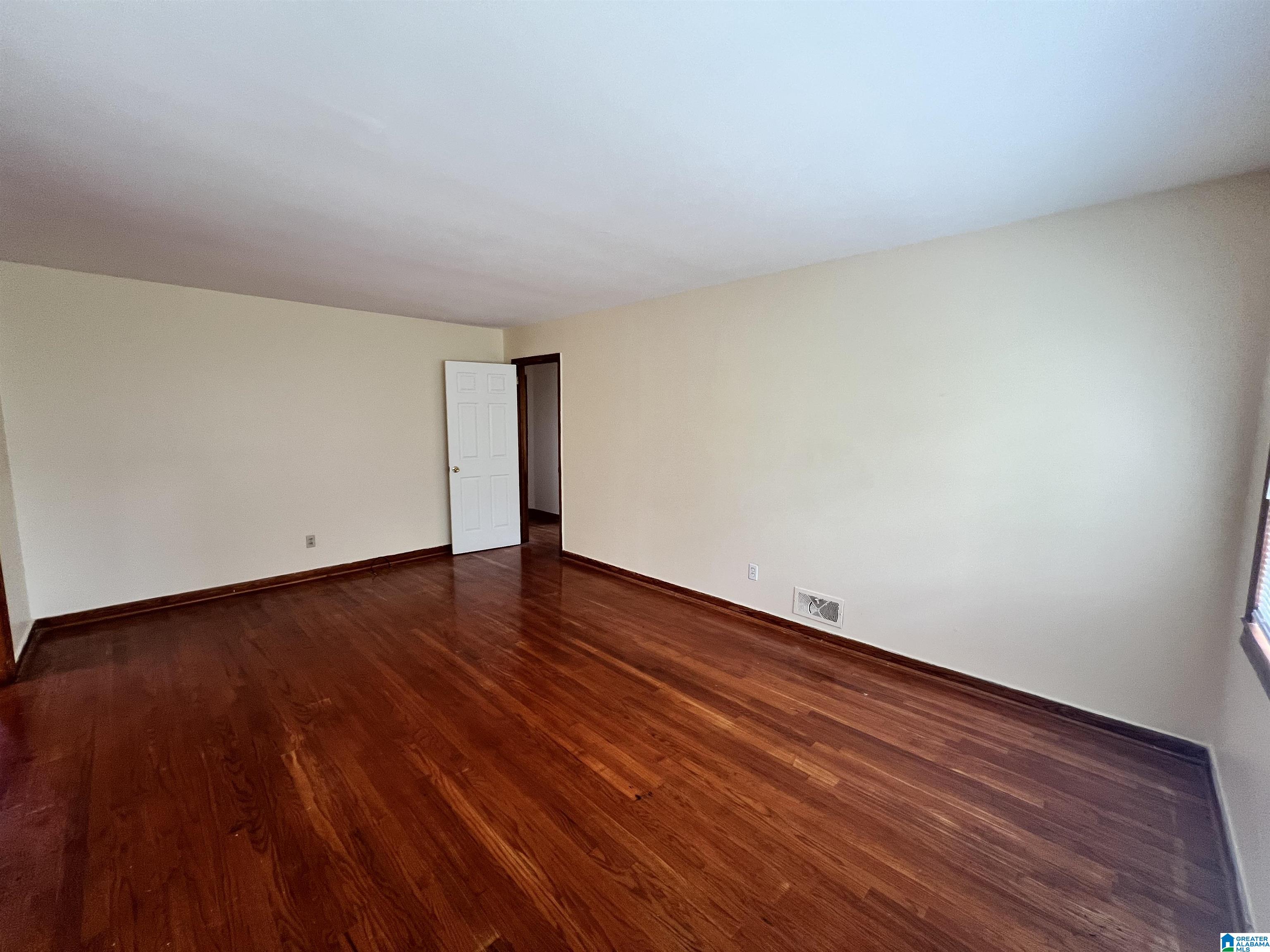 Homes for sale in Birmingham, AL | 1216 Graymont Avenue W, Birmingham, AL 35208 | MLS# 21449009
