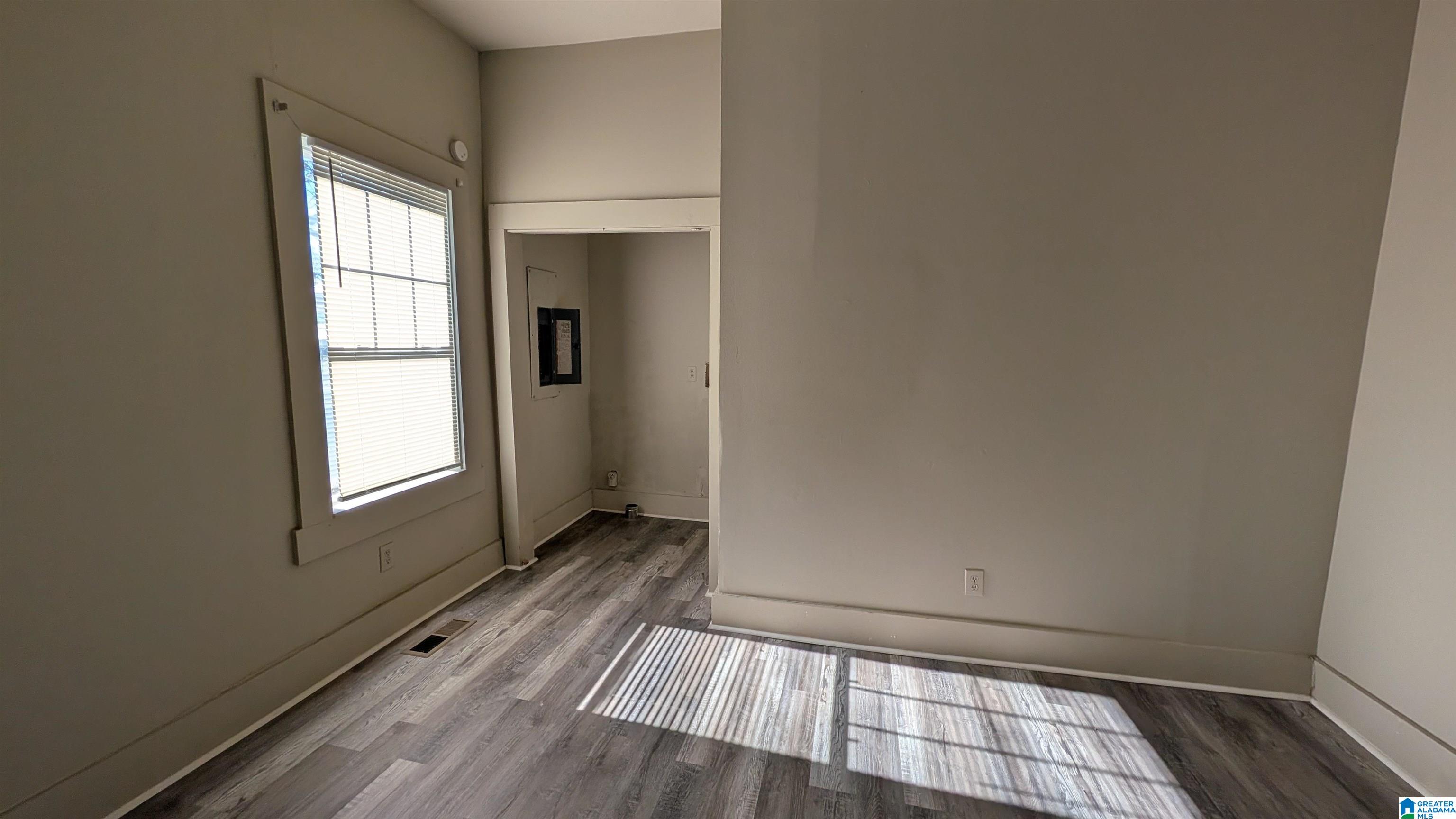 Photo 3 of Single family home for sale at 1225 4th Place N, Birmingham, AL 35204 | MLS# 21449014 | Listing updated on 2026-05-22