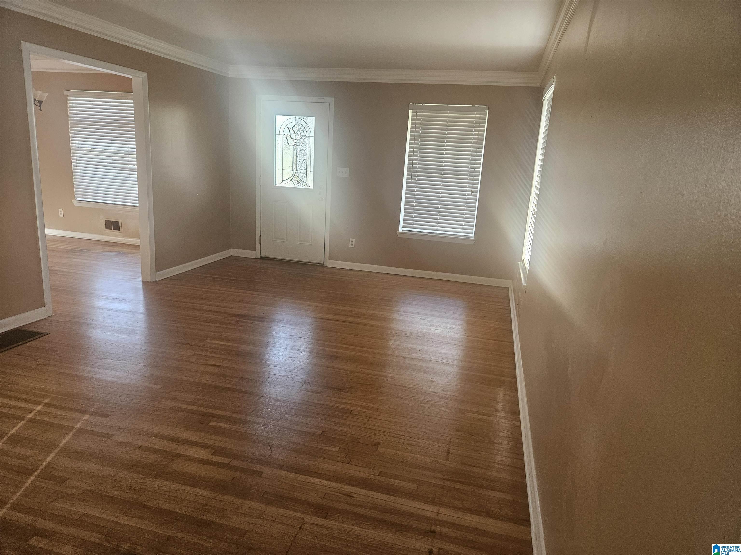 Photo 3 of Single family home for sale at 4852 Smithfield Dr N, Birmingham, AL 35207 | MLS# 21449036 | Listing updated on 2026-04-09