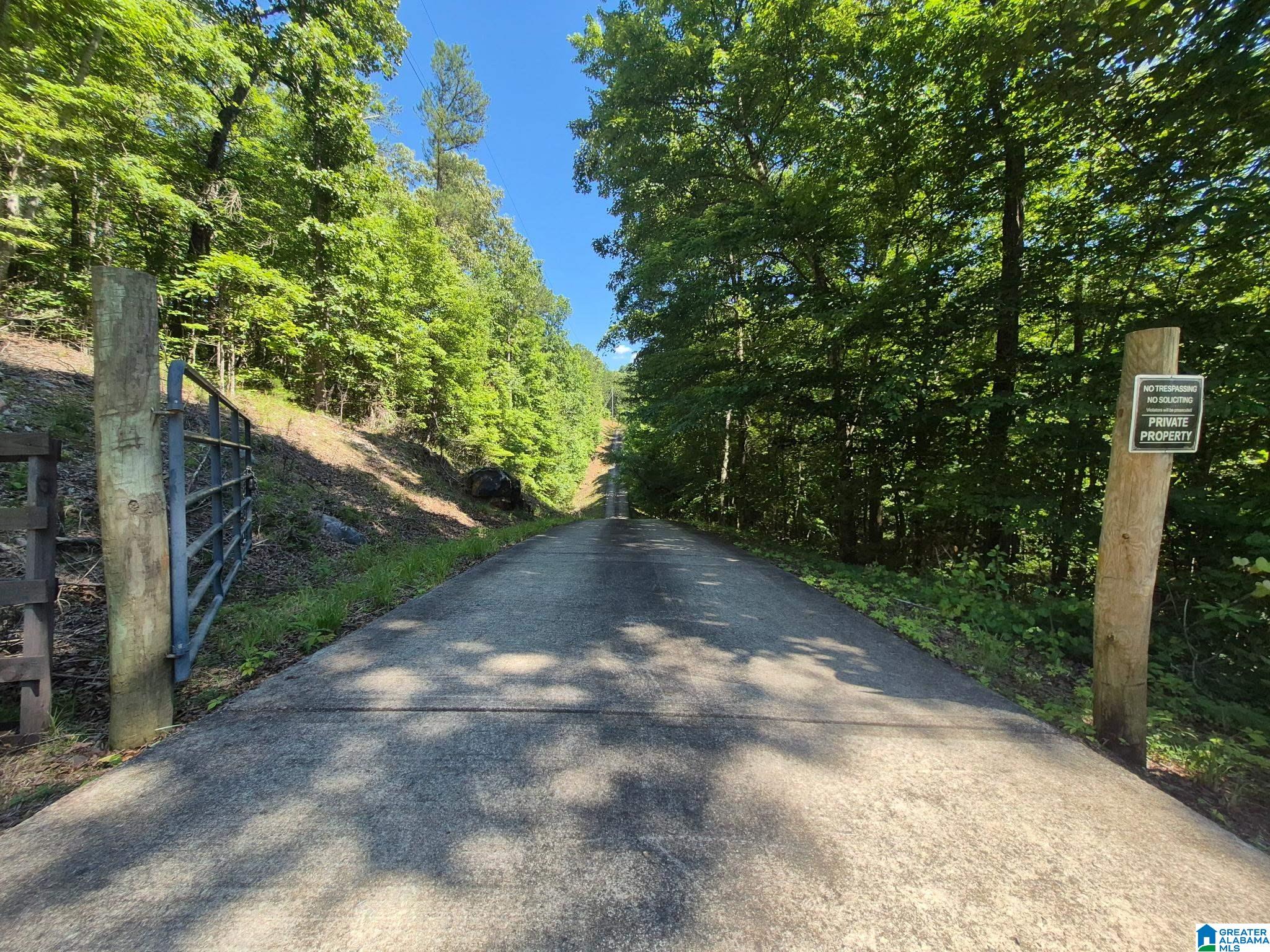 Photo 2 of Single family home for sale at 610 Southridge Ln, Talladega, AL 35160 | MLS# 21449216 | Listing updated on 2026-09-12
