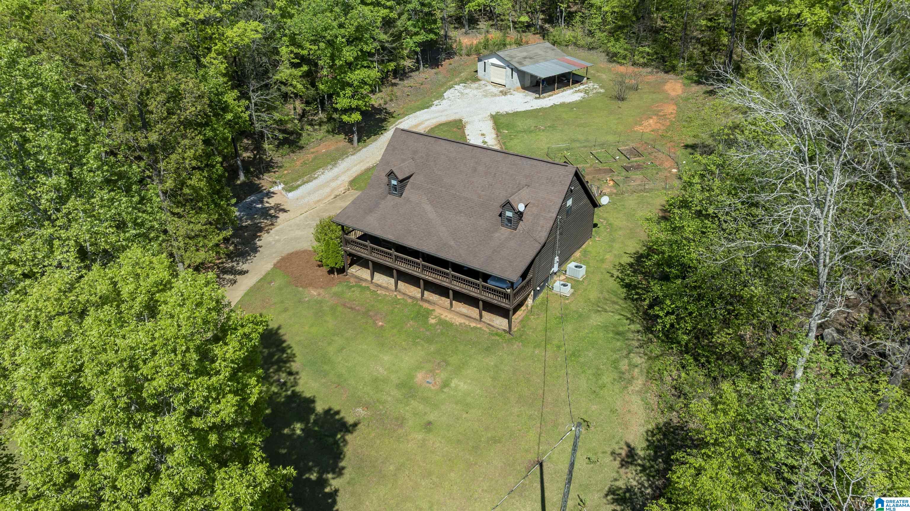 Photo 3 of Single family home for sale at 610 Southridge Ln, Talladega, AL 35160 | MLS# 21449216 | Listing updated on 2026-09-12