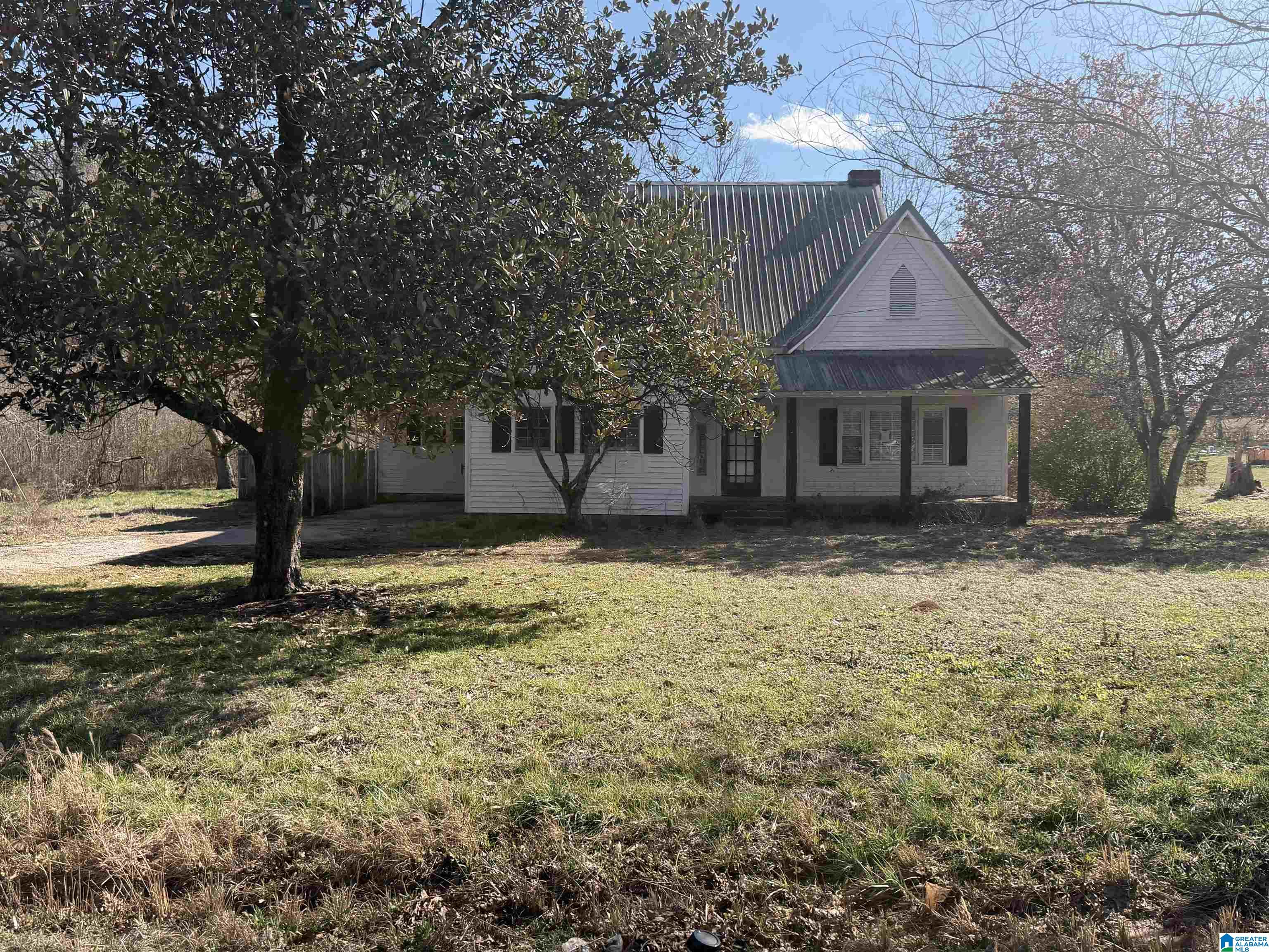 Homes for sale in Sylacauga, AL | 8069 Sylacauga Fayetteville Hwy, Sylacauga, AL 35151 | MLS# 21449225
