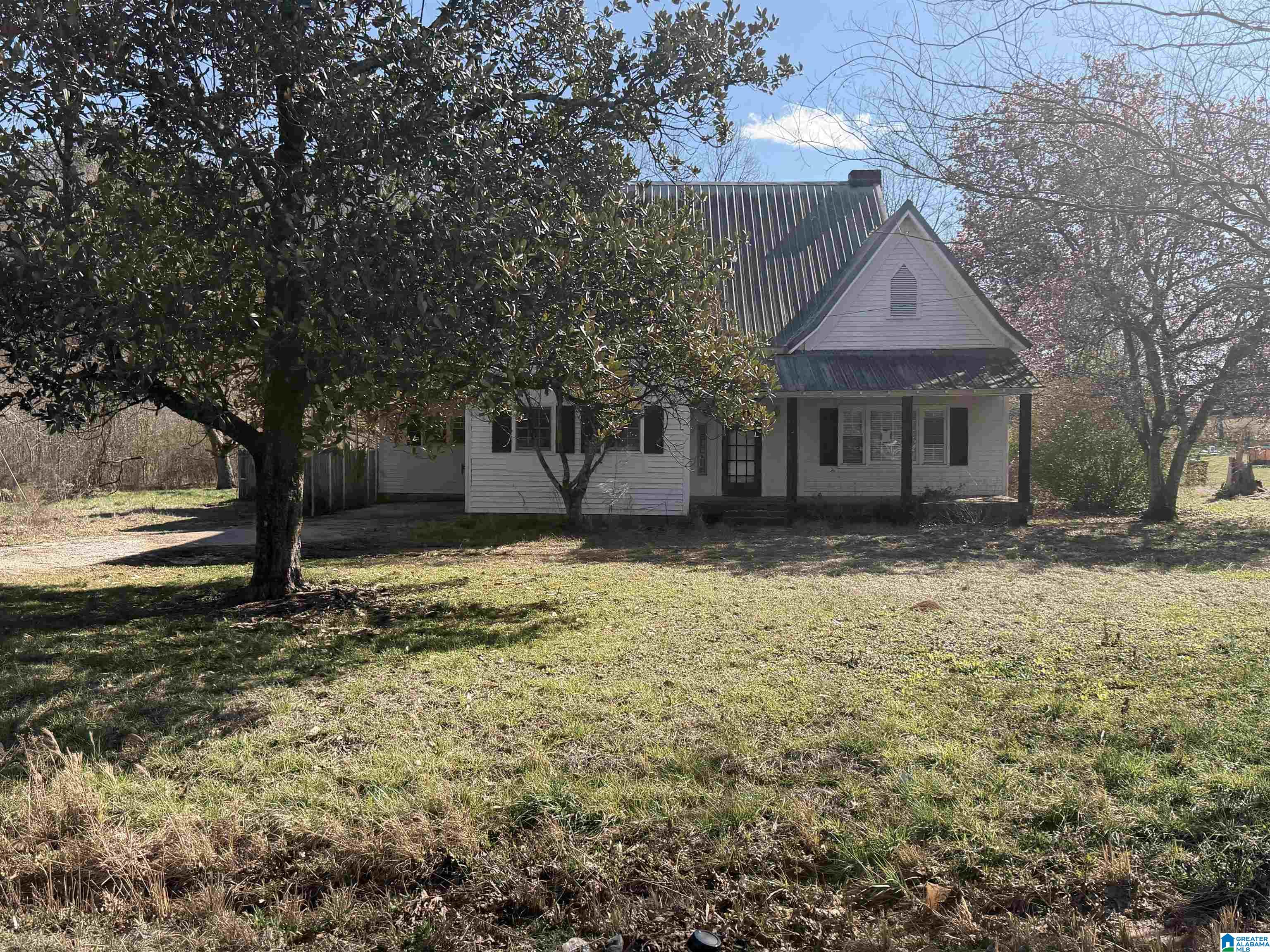 Homes for sale in Sylacauga, AL | 8069 Sylacauga Fayetteville Hwy, Sylacauga, AL 35151 | MLS# 21449225