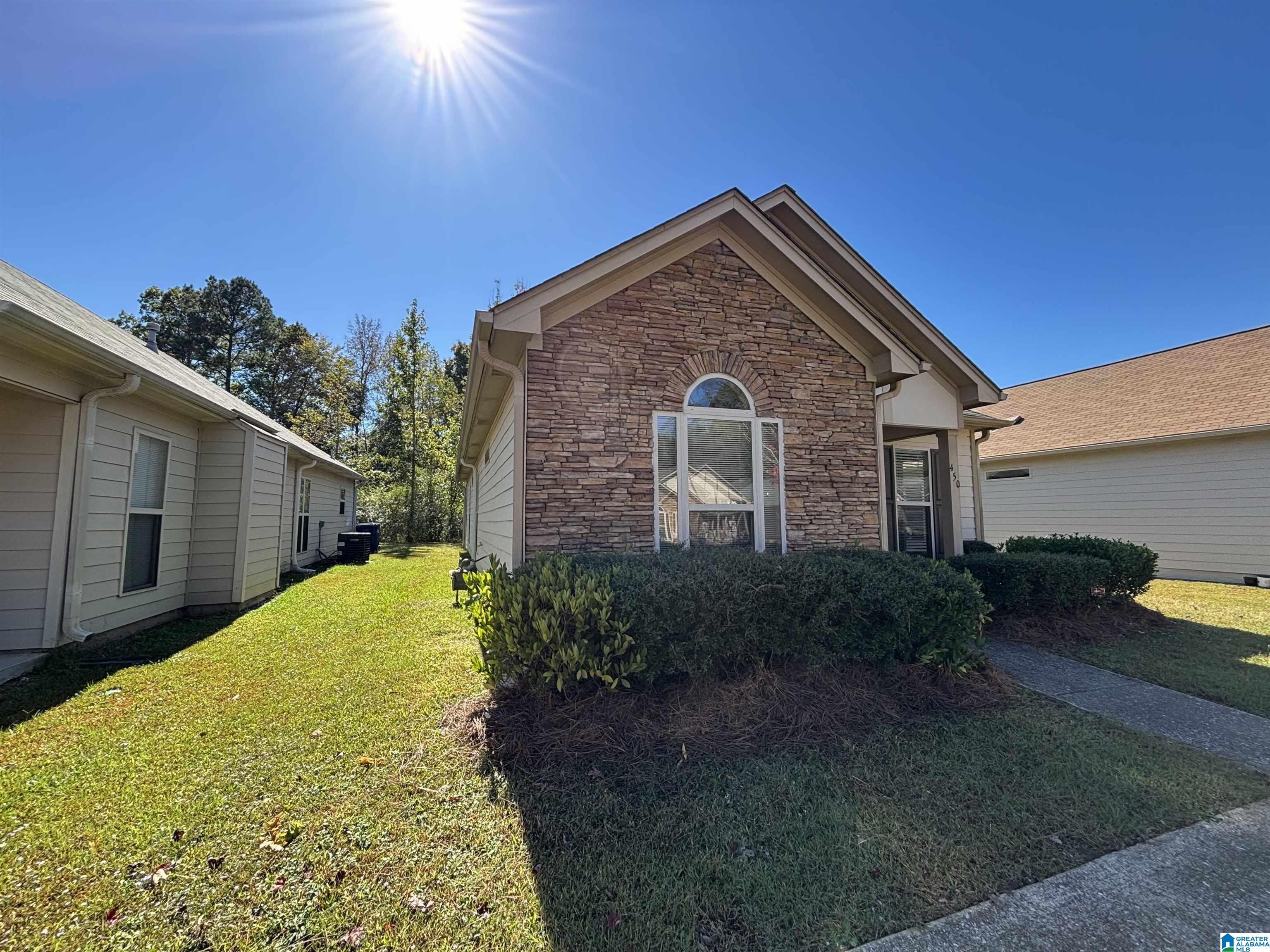 Homes for sale in Pell City, AL | 450 Fox Run Circle, Pell City, AL 35125 | MLS# 21449235