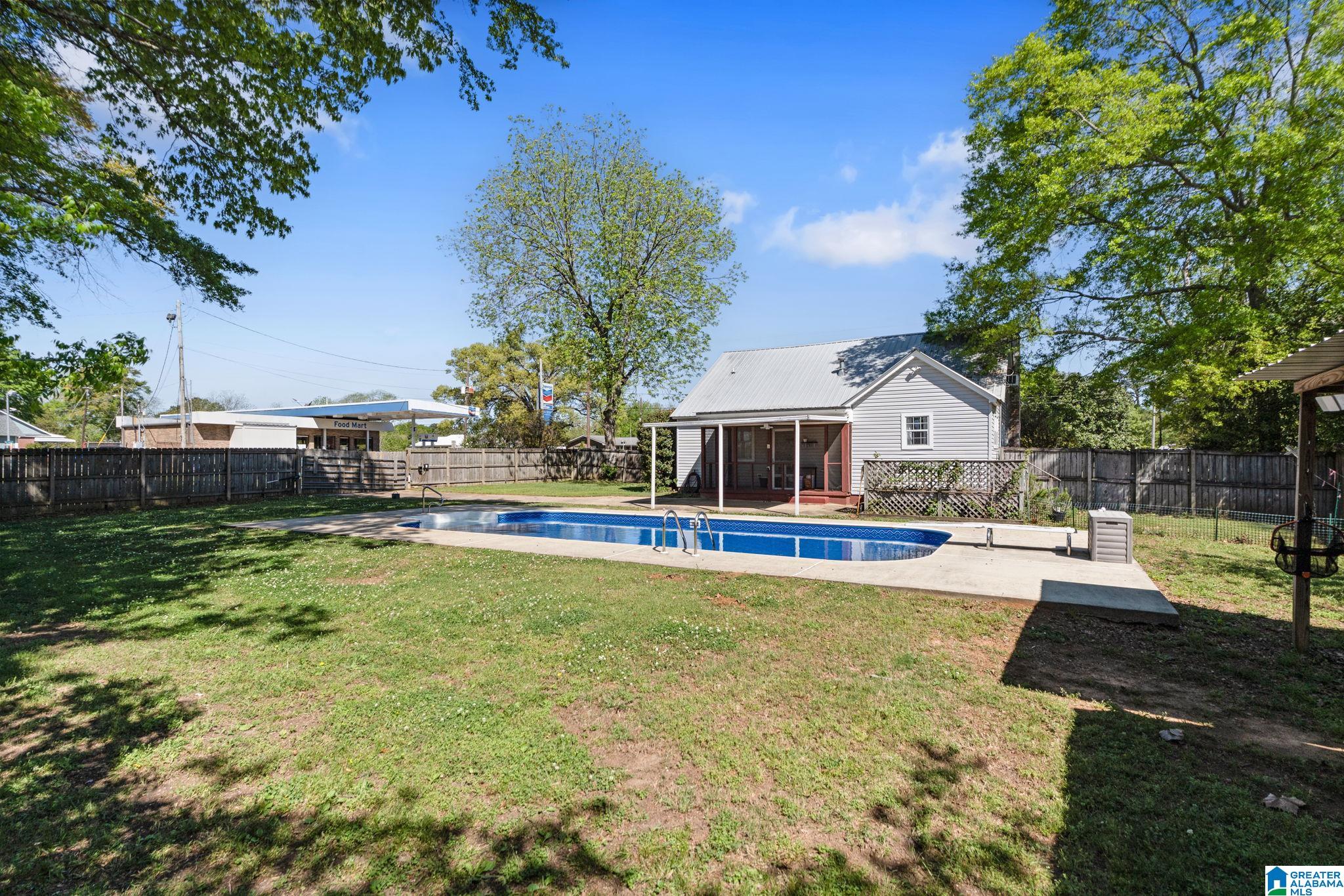 Homes for sale in Clanton, AL | 2013 2Nd Avenue N, Clanton, AL 35045 | MLS# 21449313