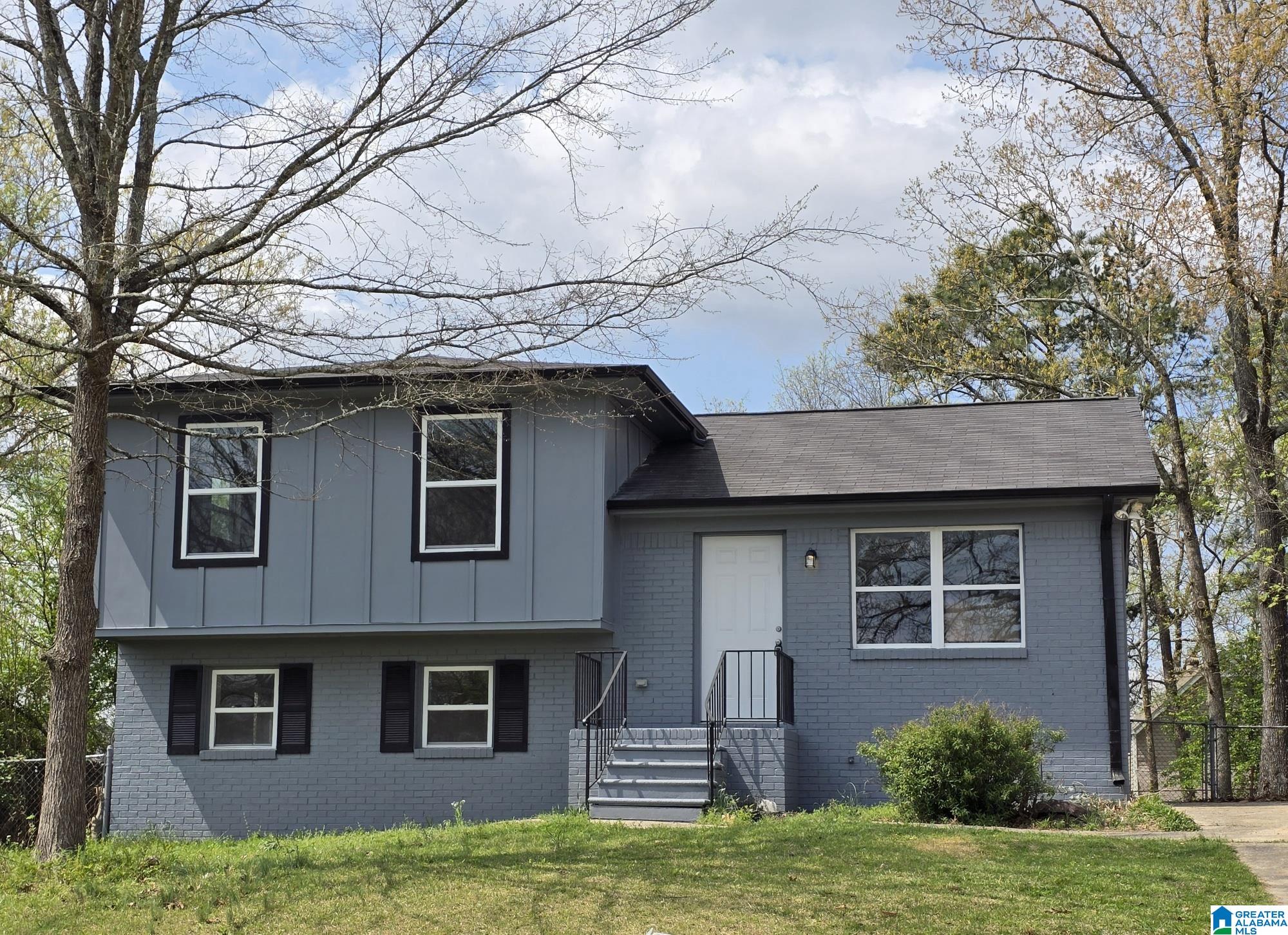 Photo 1 of Single family home for sale at 2806 Micmac Dr, Birmingham, AL 35215 | MLS# 21449330 | Listing updated on 2026-08-27
