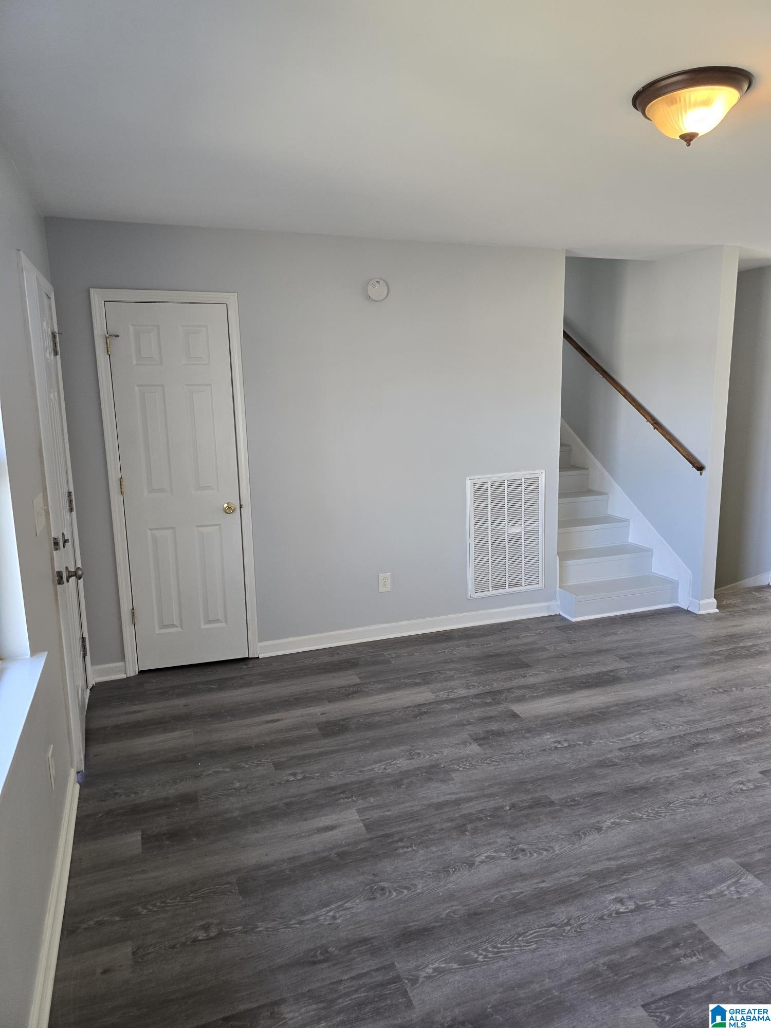 Photo 2 of Single family home for sale at 2806 Micmac Dr, Birmingham, AL 35215 | MLS# 21449330 | Listing updated on 2026-08-27